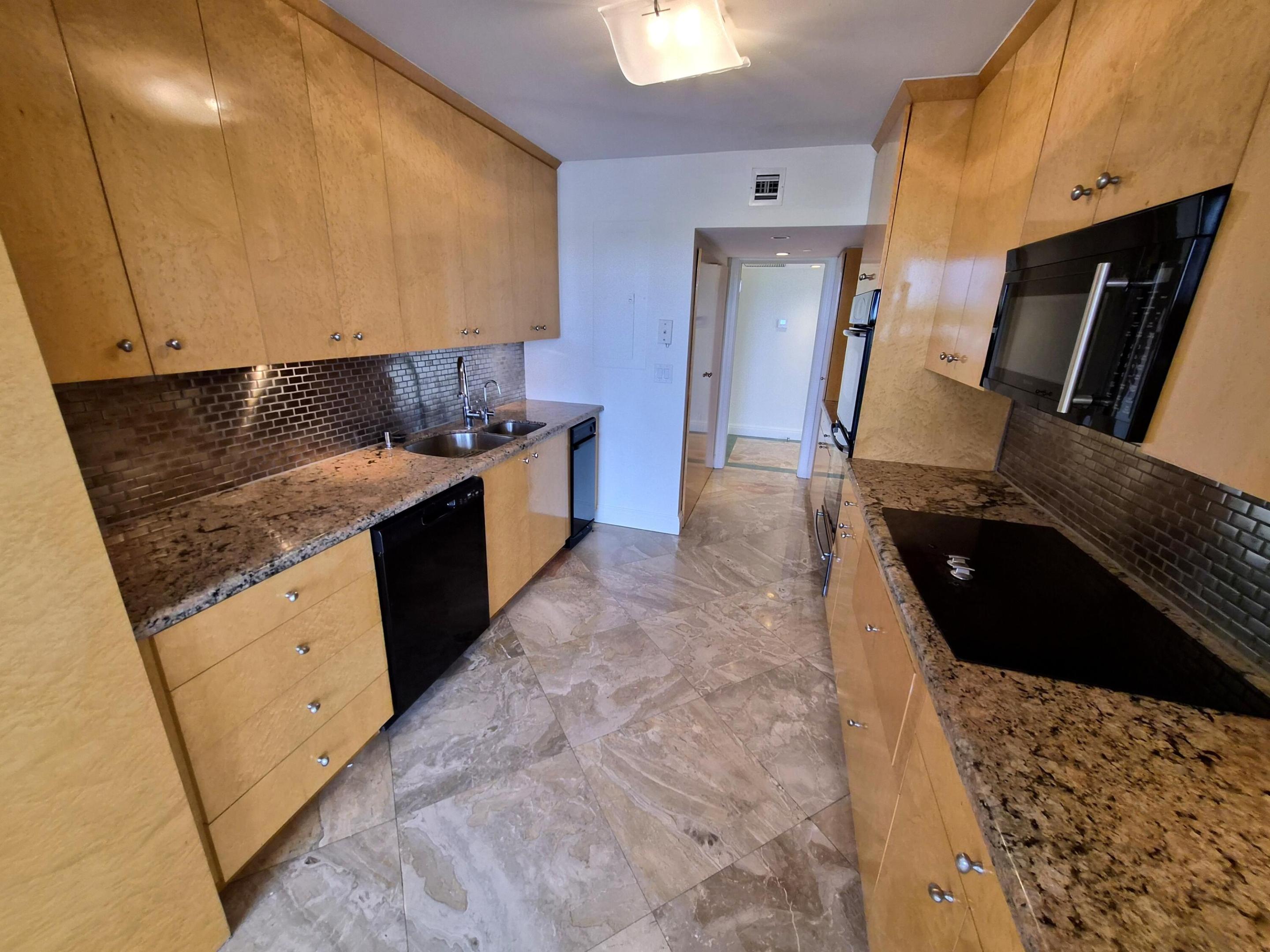 19667 Turnberry #4J Aventura, FL 33180