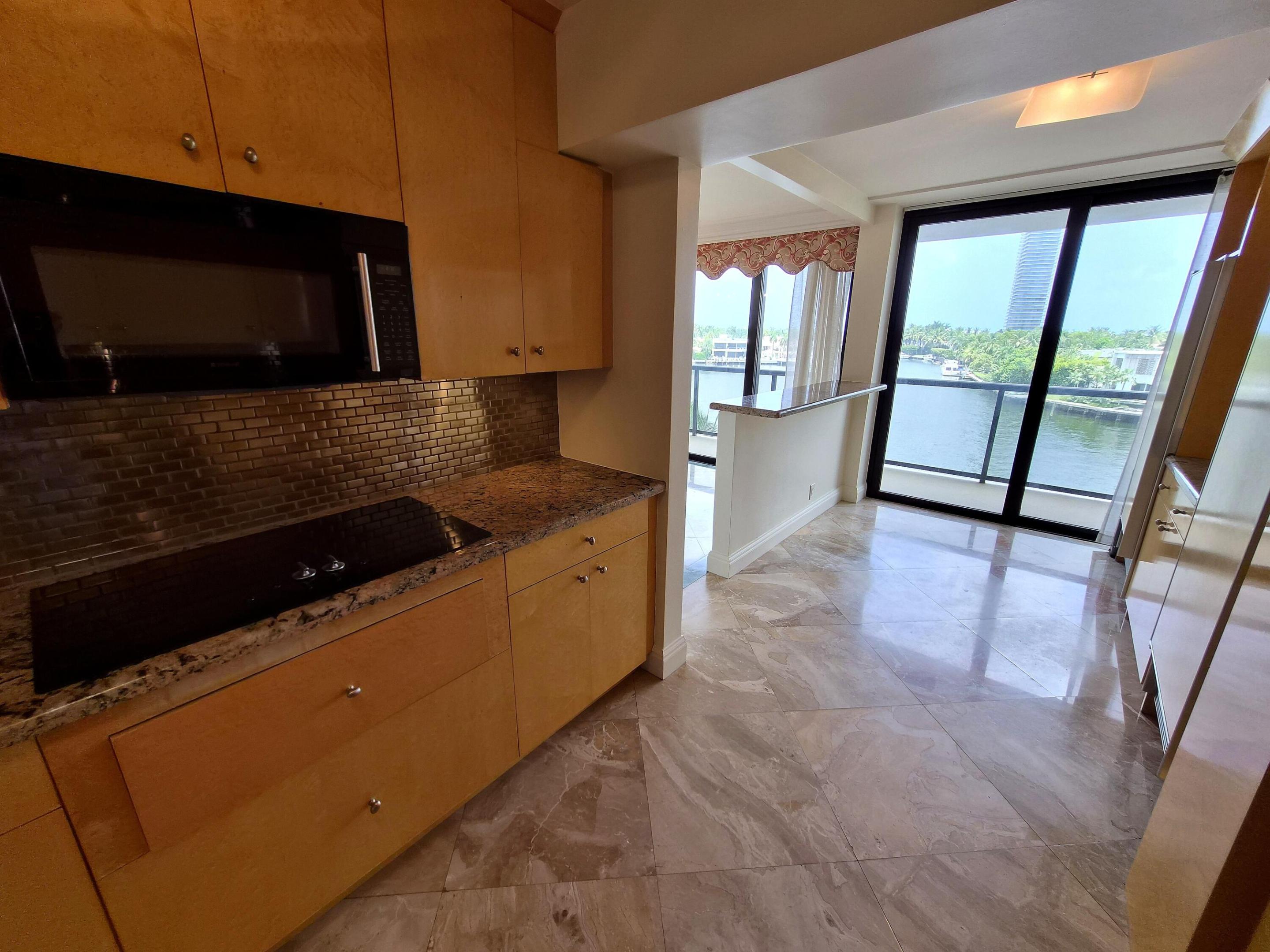 19667 Turnberry #4J Aventura, FL 33180