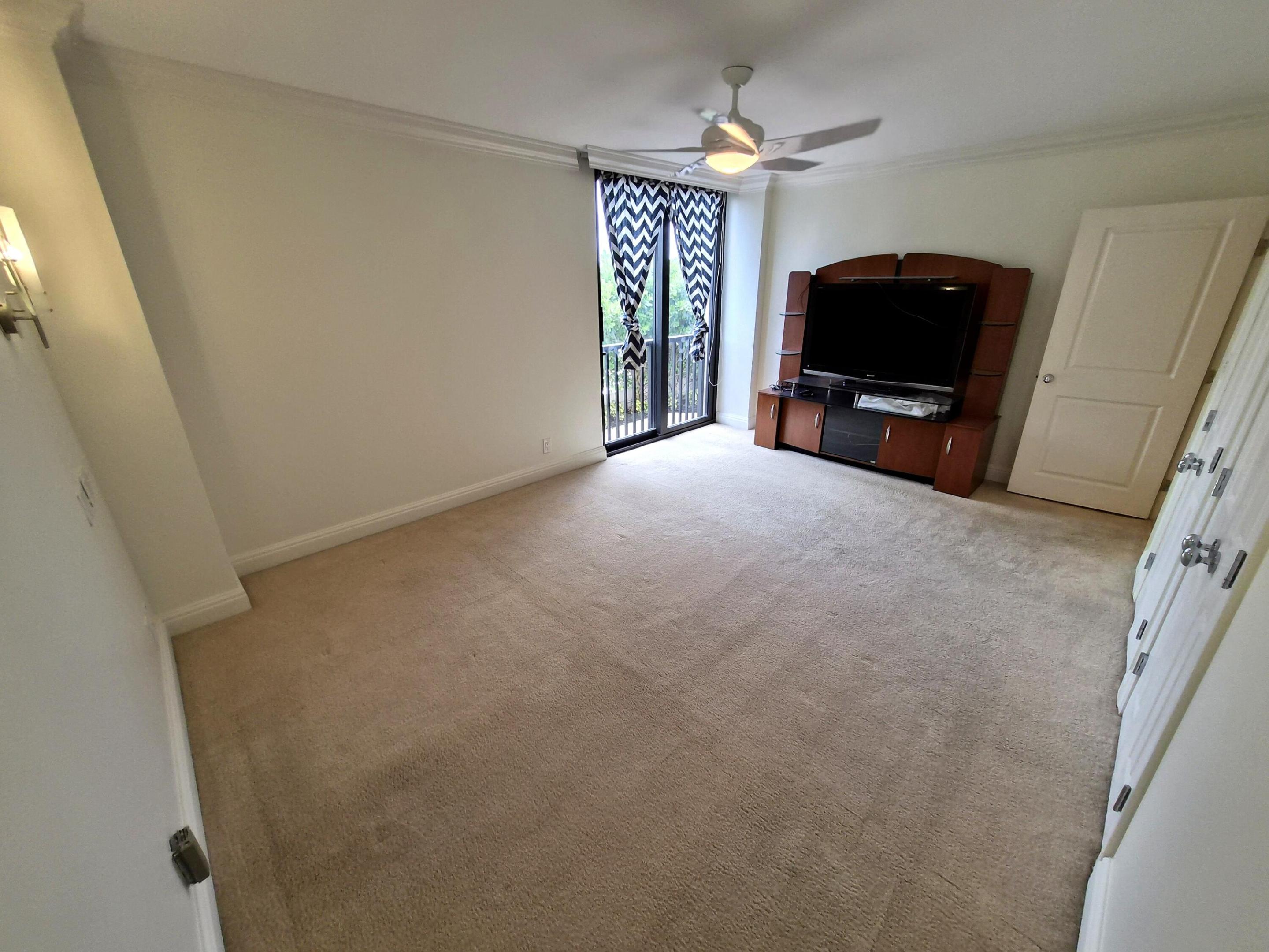 19667 Turnberry #4J Aventura, FL 33180