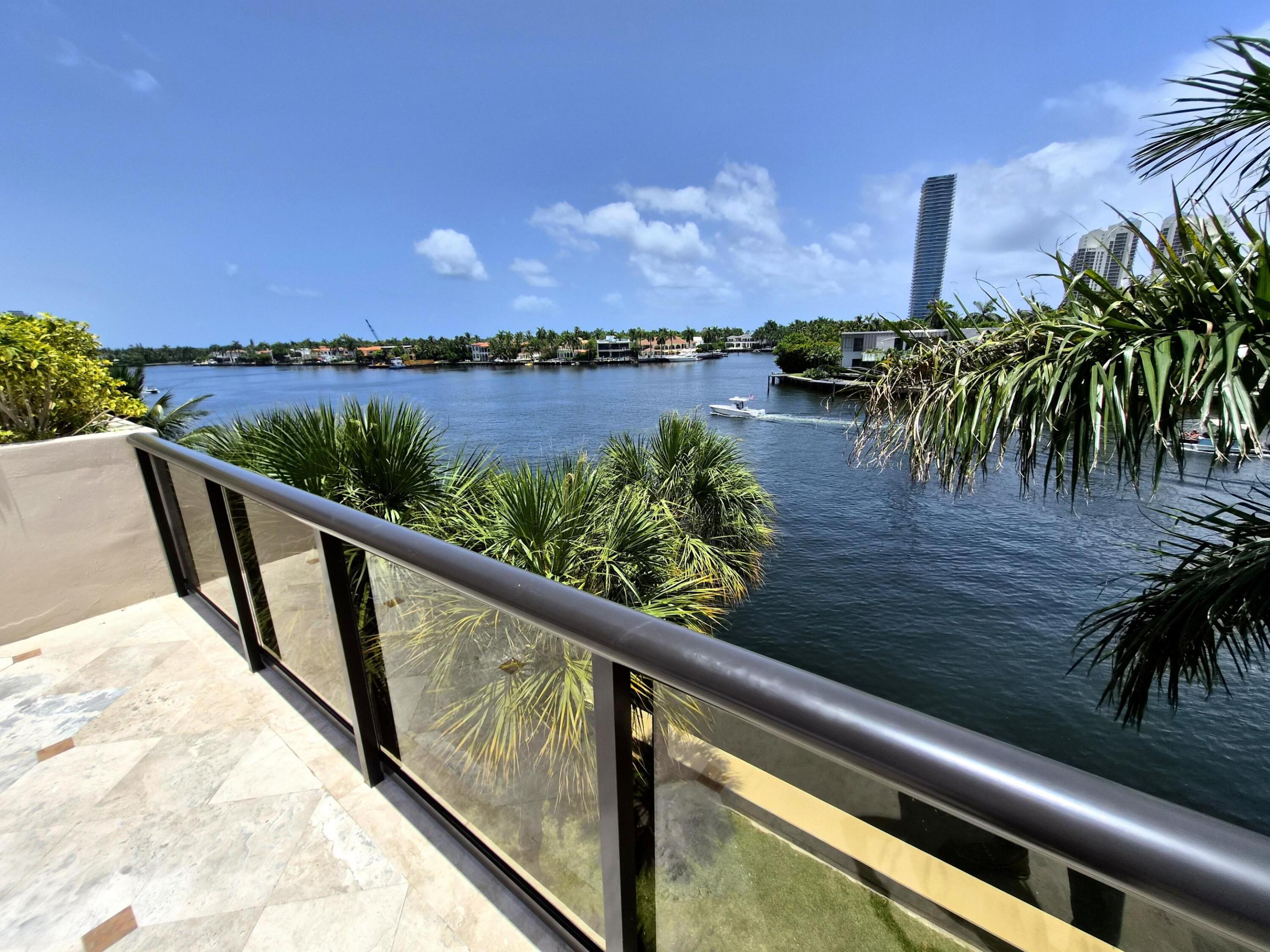 19667 Turnberry #4J Aventura, FL 33180