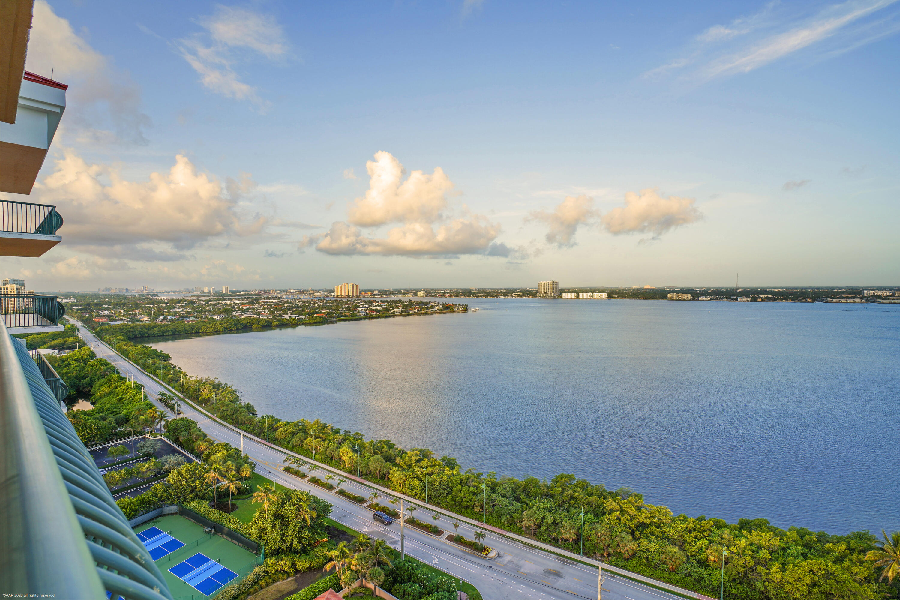 5150 N Ocean #PH 2001 Singer Island, FL 33404