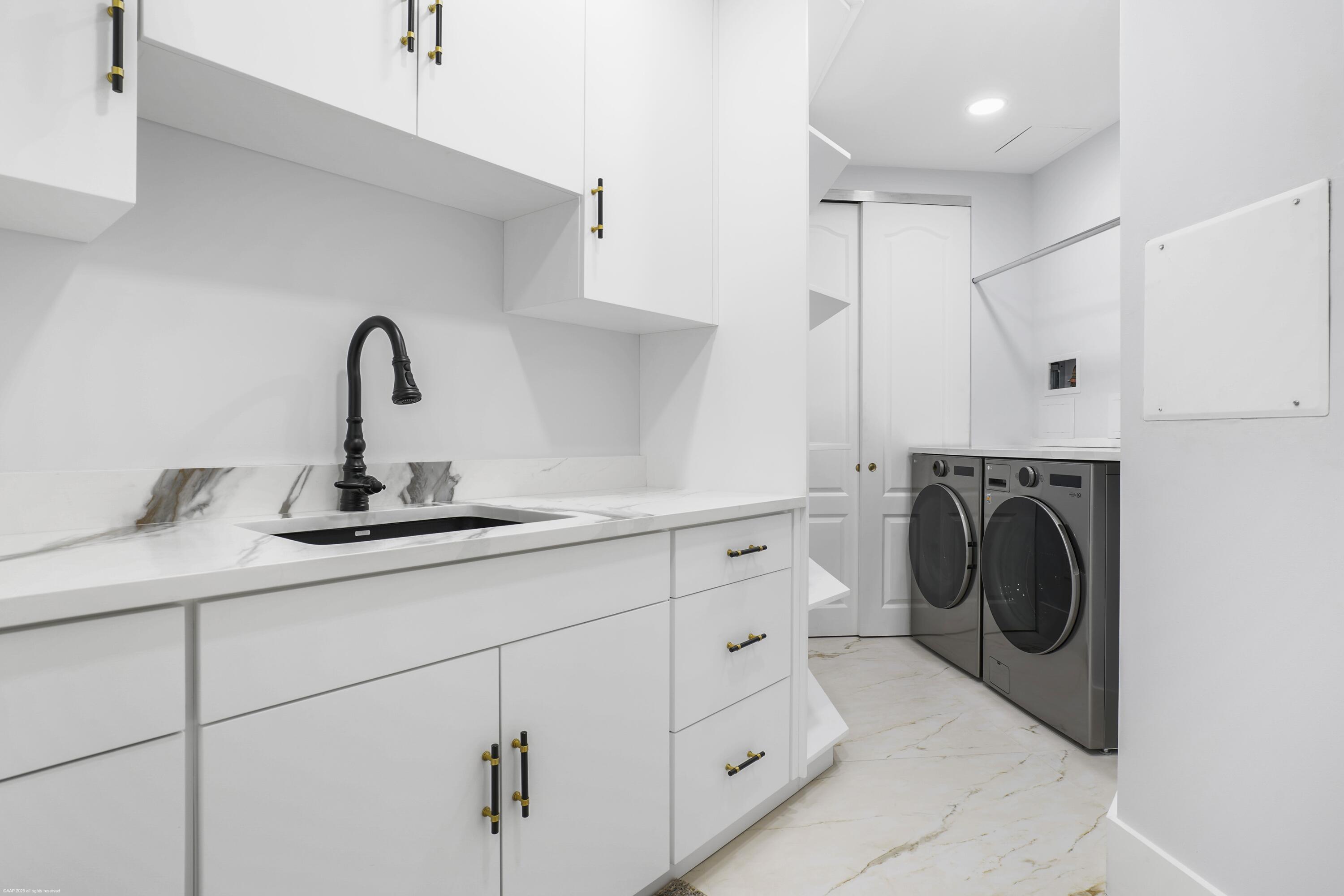 5150 N Ocean #PH 2001 Singer Island, FL 33404