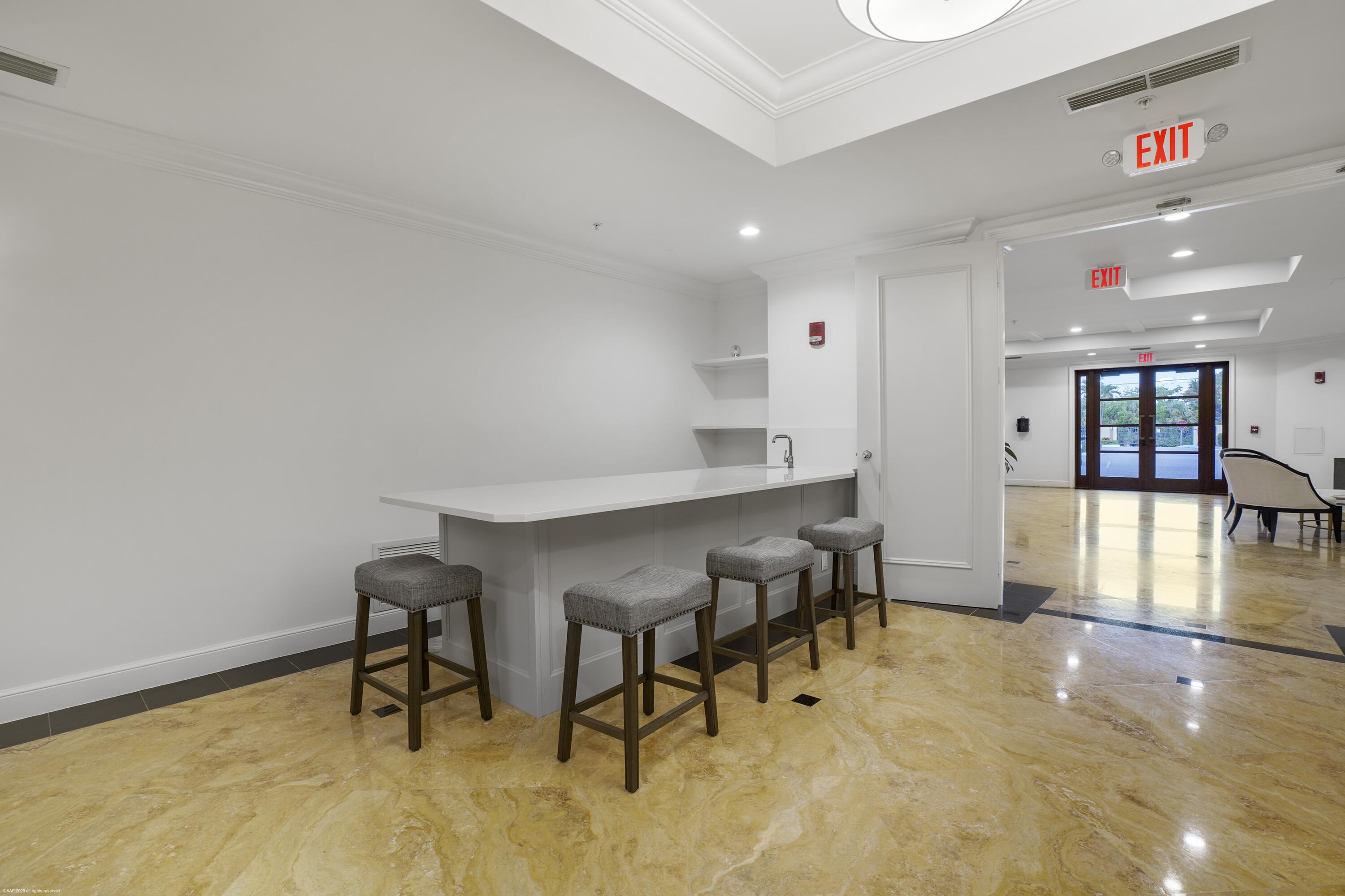 5150 N Ocean #PH 2001 Singer Island, FL 33404