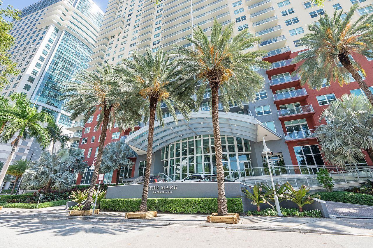 image The Mark on Brickell2