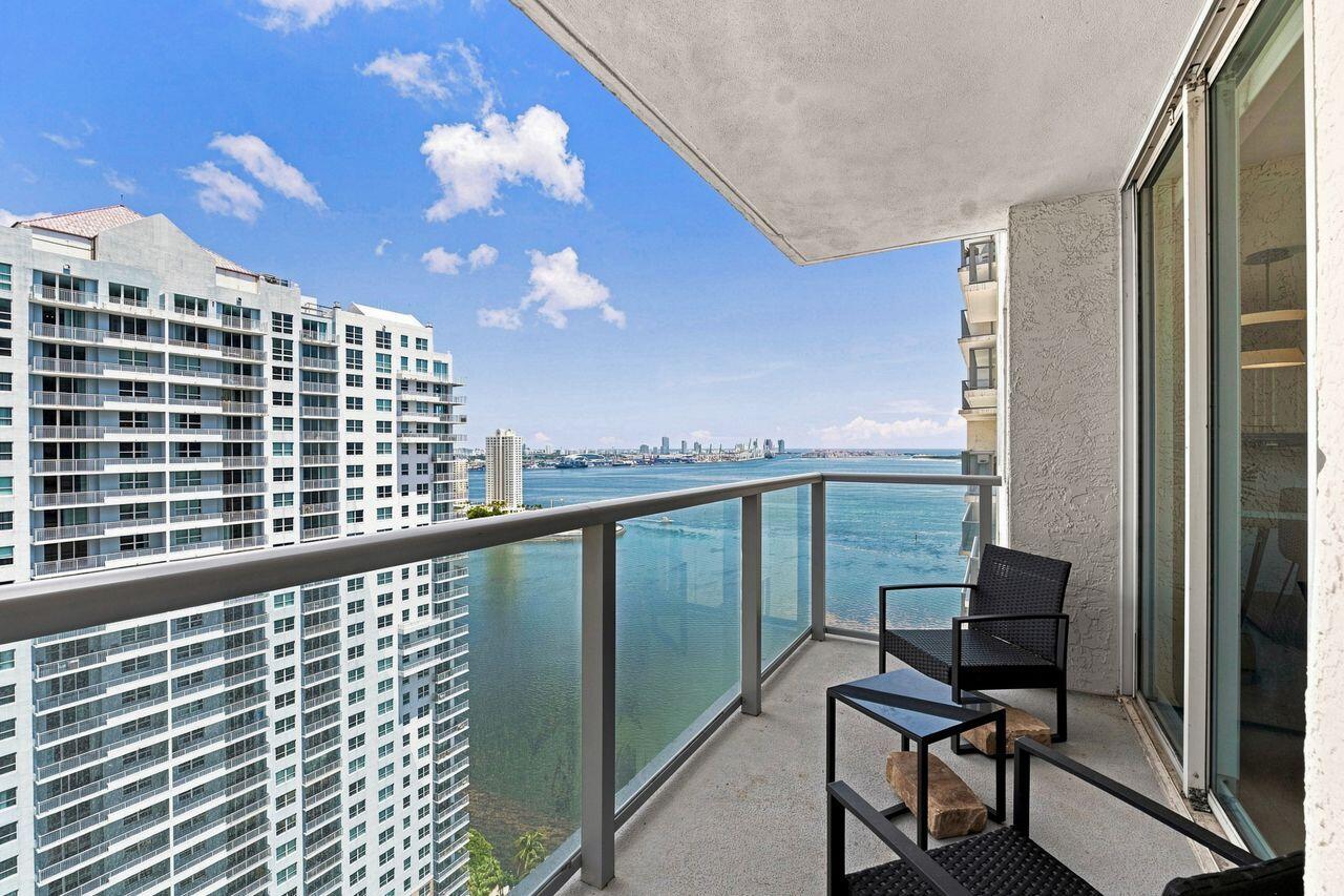 image The Mark on Brickell30