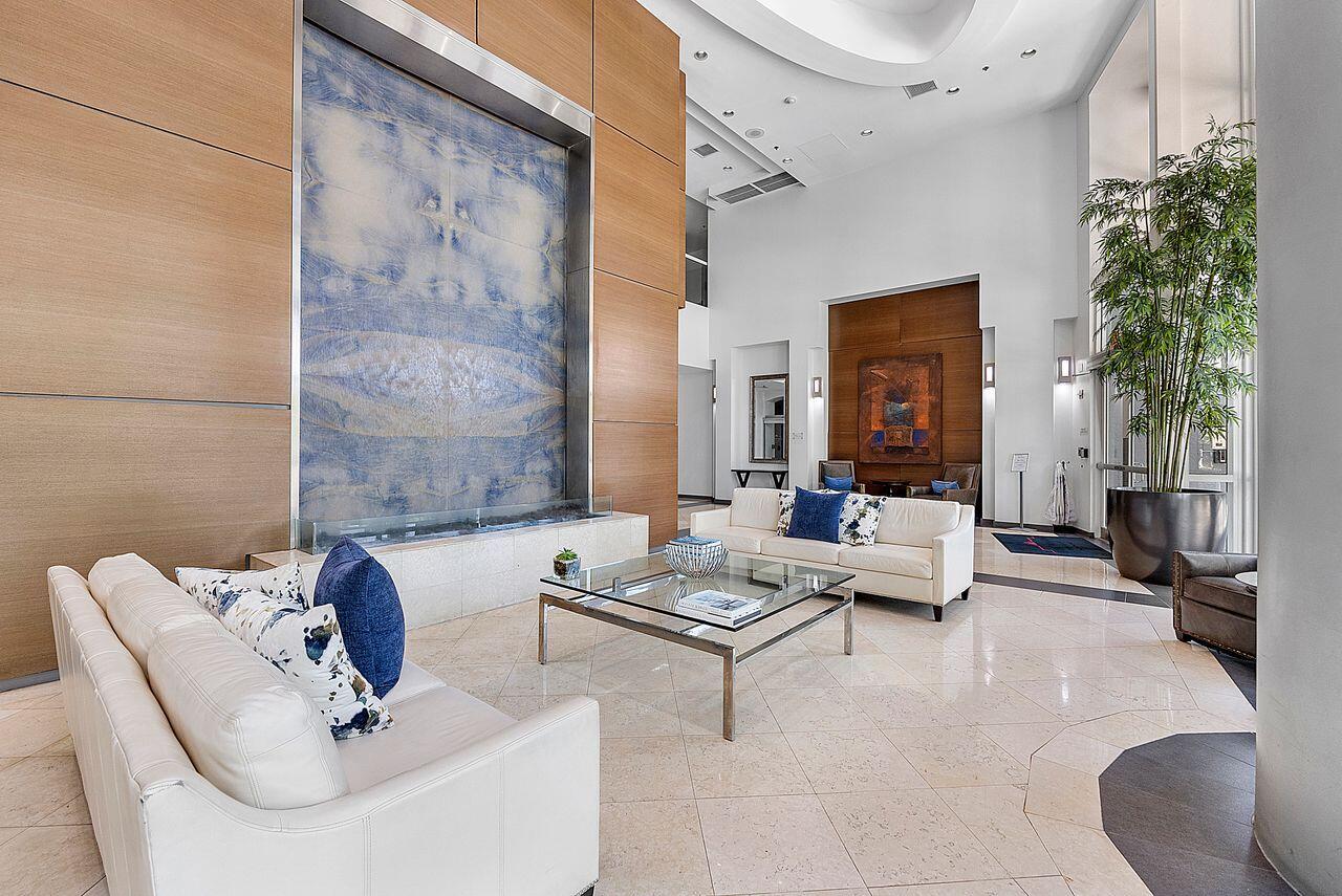 image The Mark on Brickell3