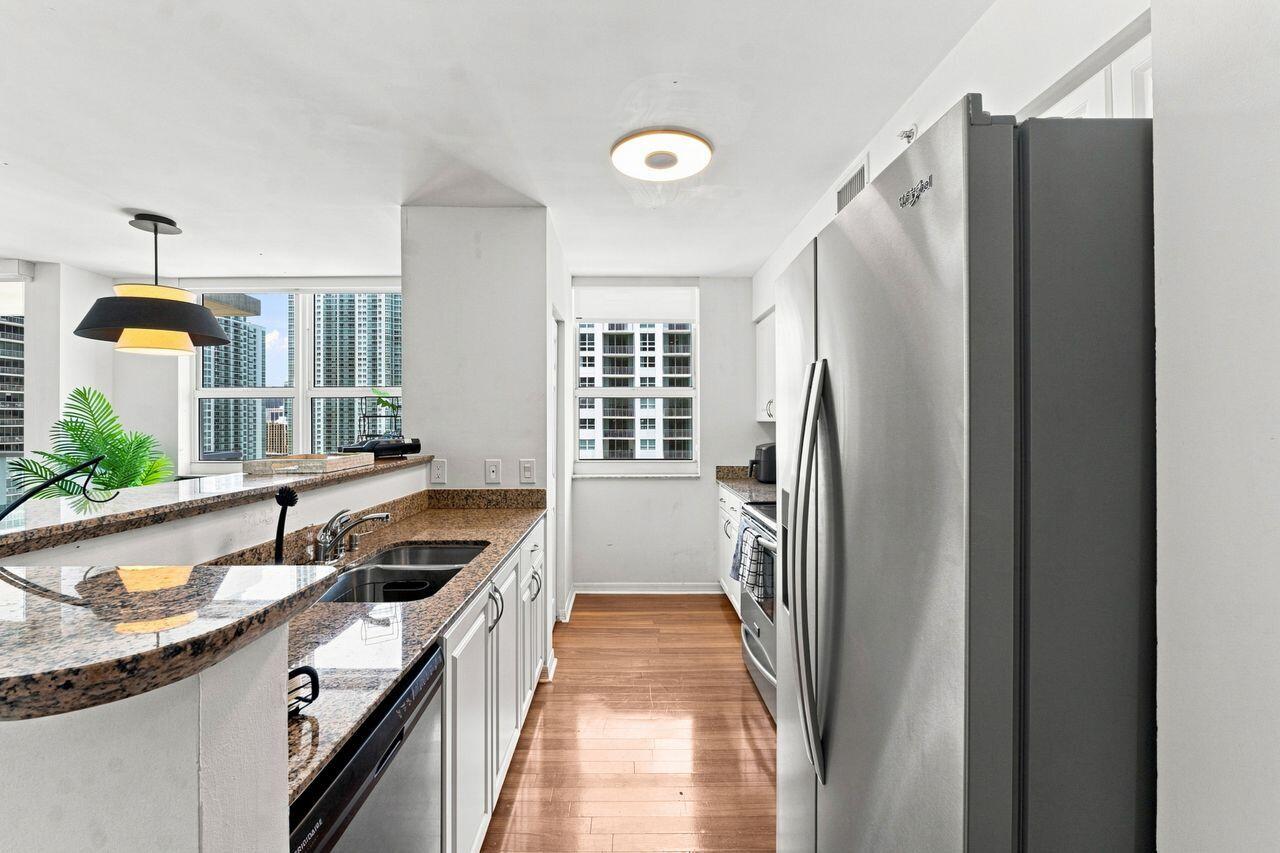 image The Mark on Brickell7