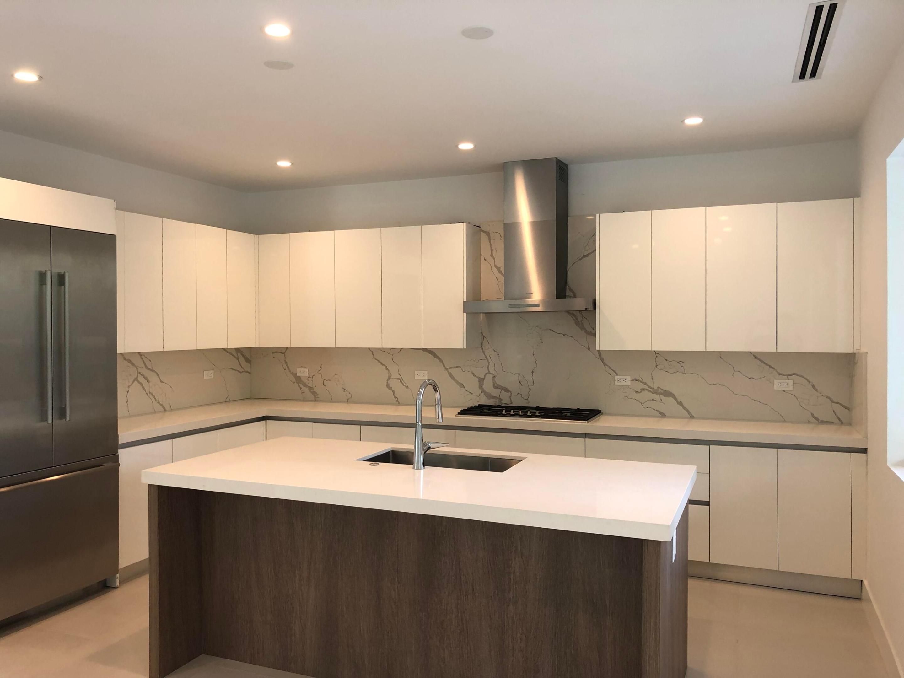 5021 Maggiore Coral Gables, FL 33146
