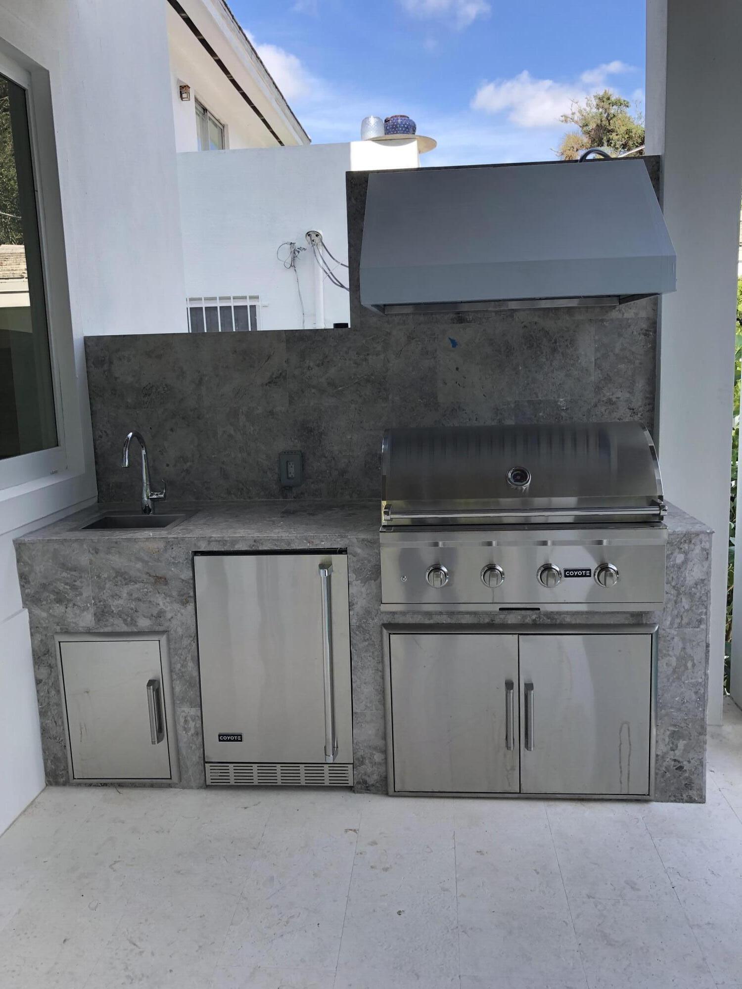5021 Maggiore Coral Gables, FL 33146