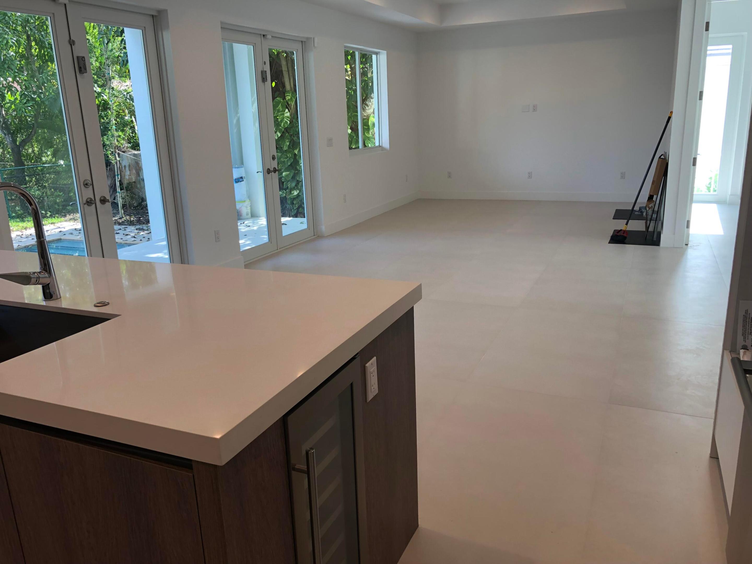 5021 Maggiore Coral Gables, FL 33146