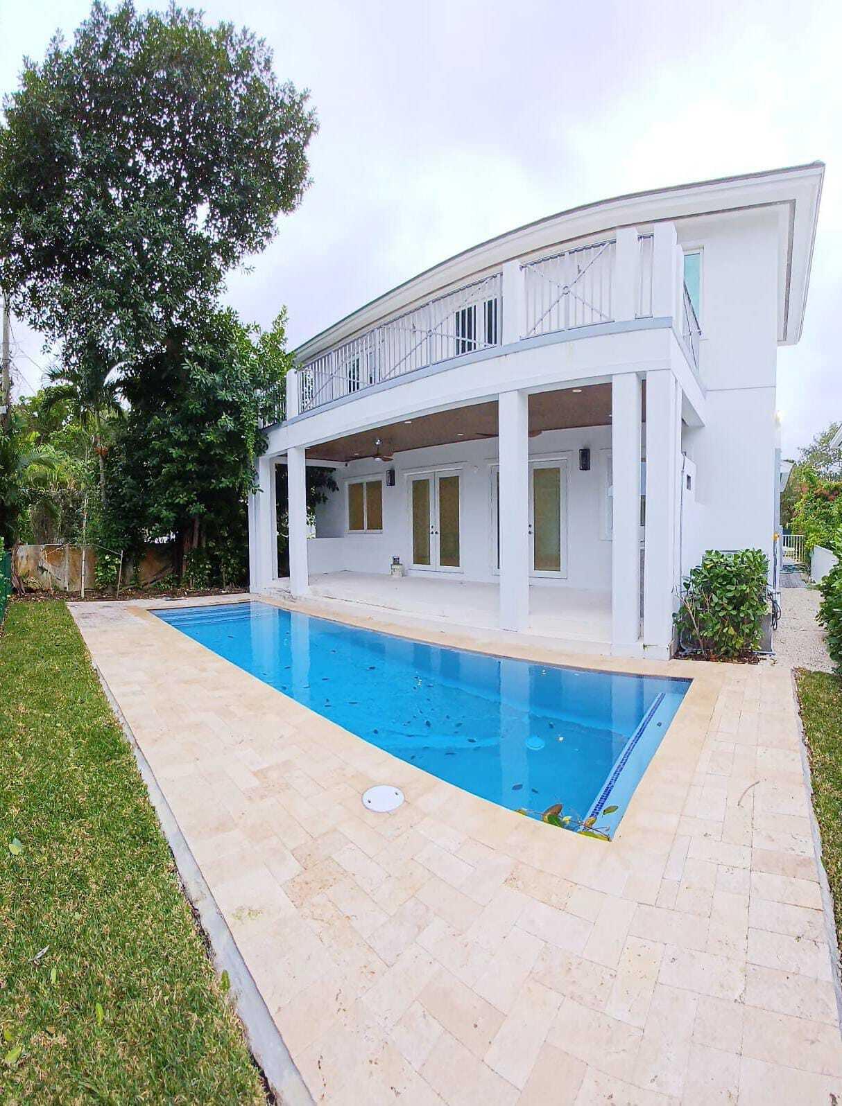 5021 Maggiore Coral Gables, FL 33146