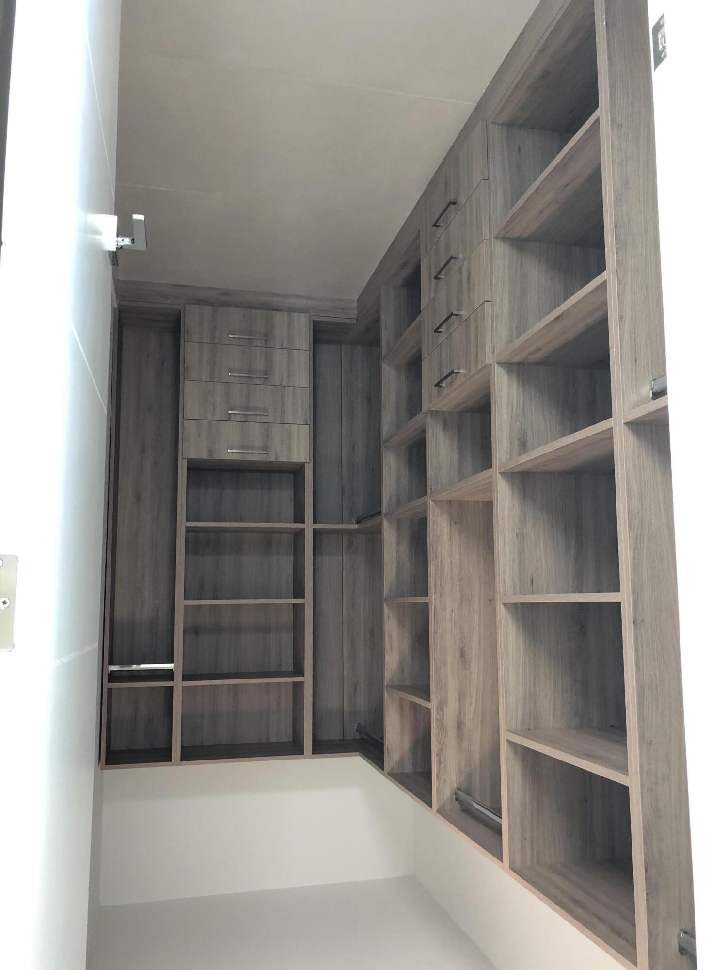 5021 Maggiore Coral Gables, FL 33146