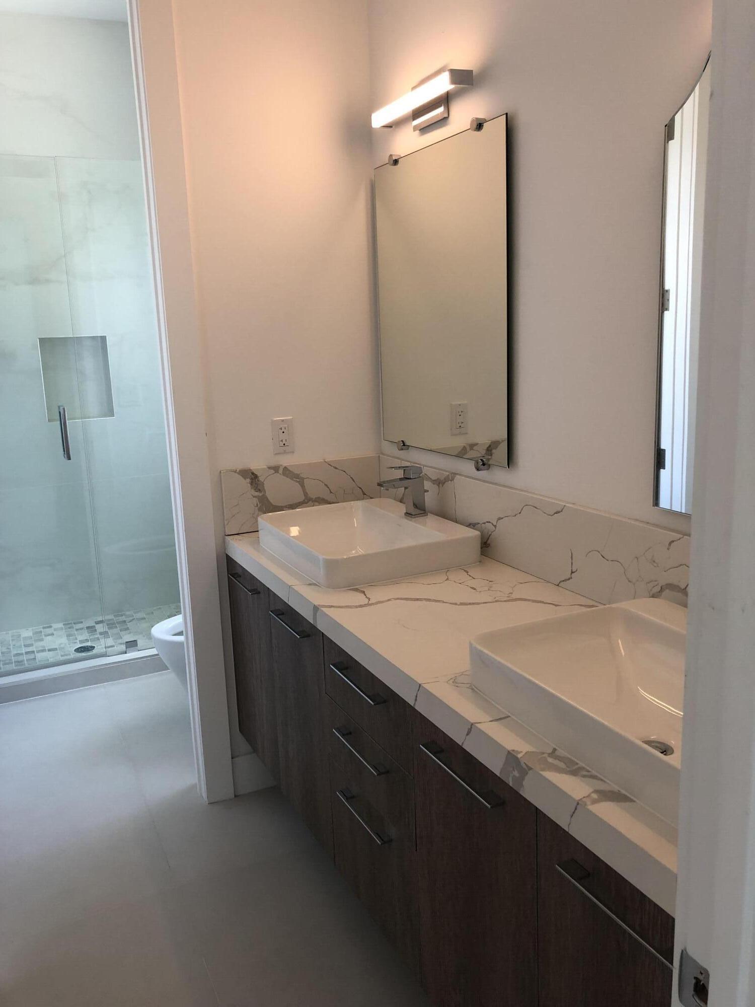 5021 Maggiore Coral Gables, FL 33146
