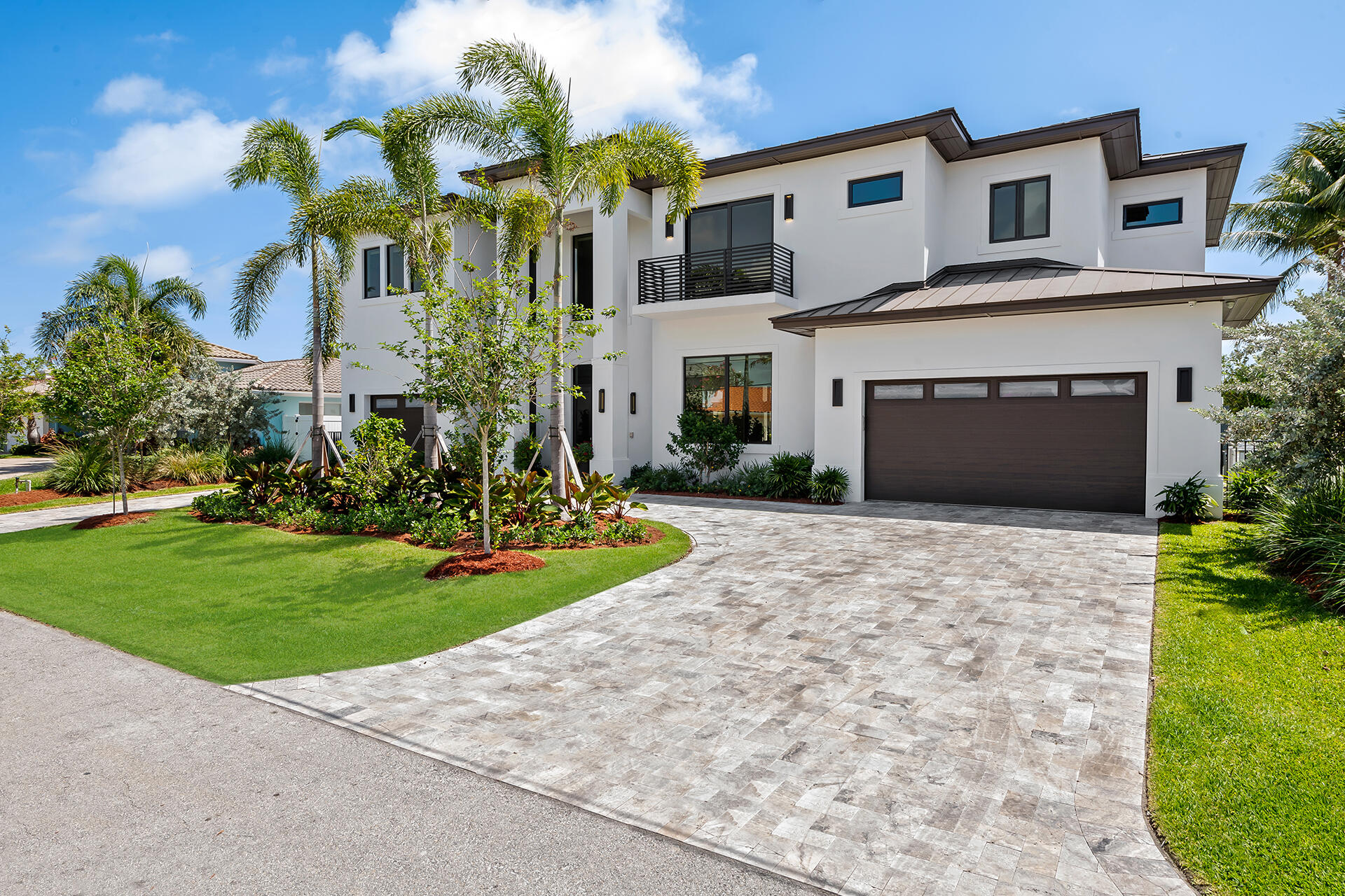 3750 NE 26th Ave Lighthouse Point, FL 33064