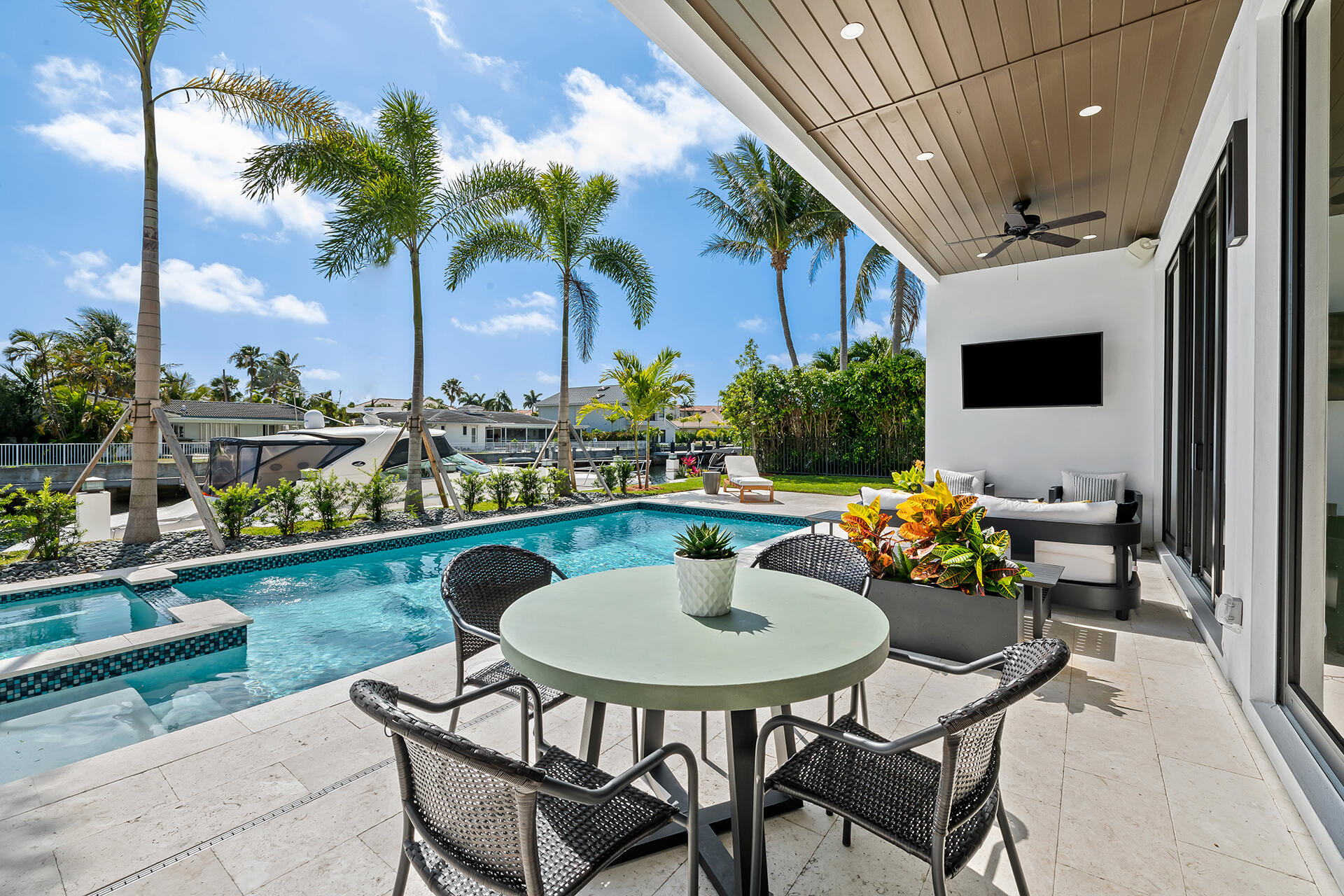 3750 NE 26th Ave Lighthouse Point, FL 33064