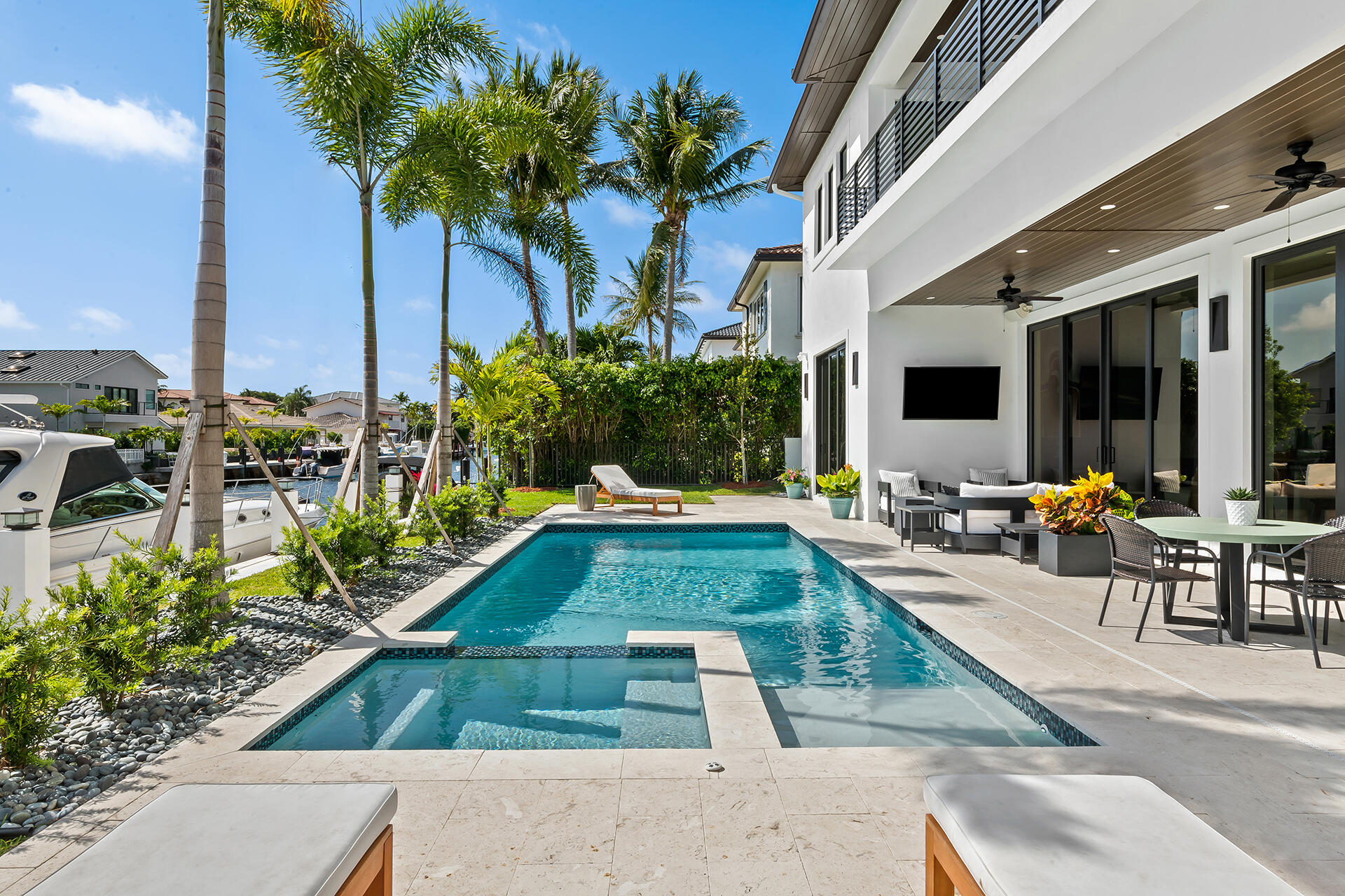 3750 NE 26th Ave Lighthouse Point, FL 33064