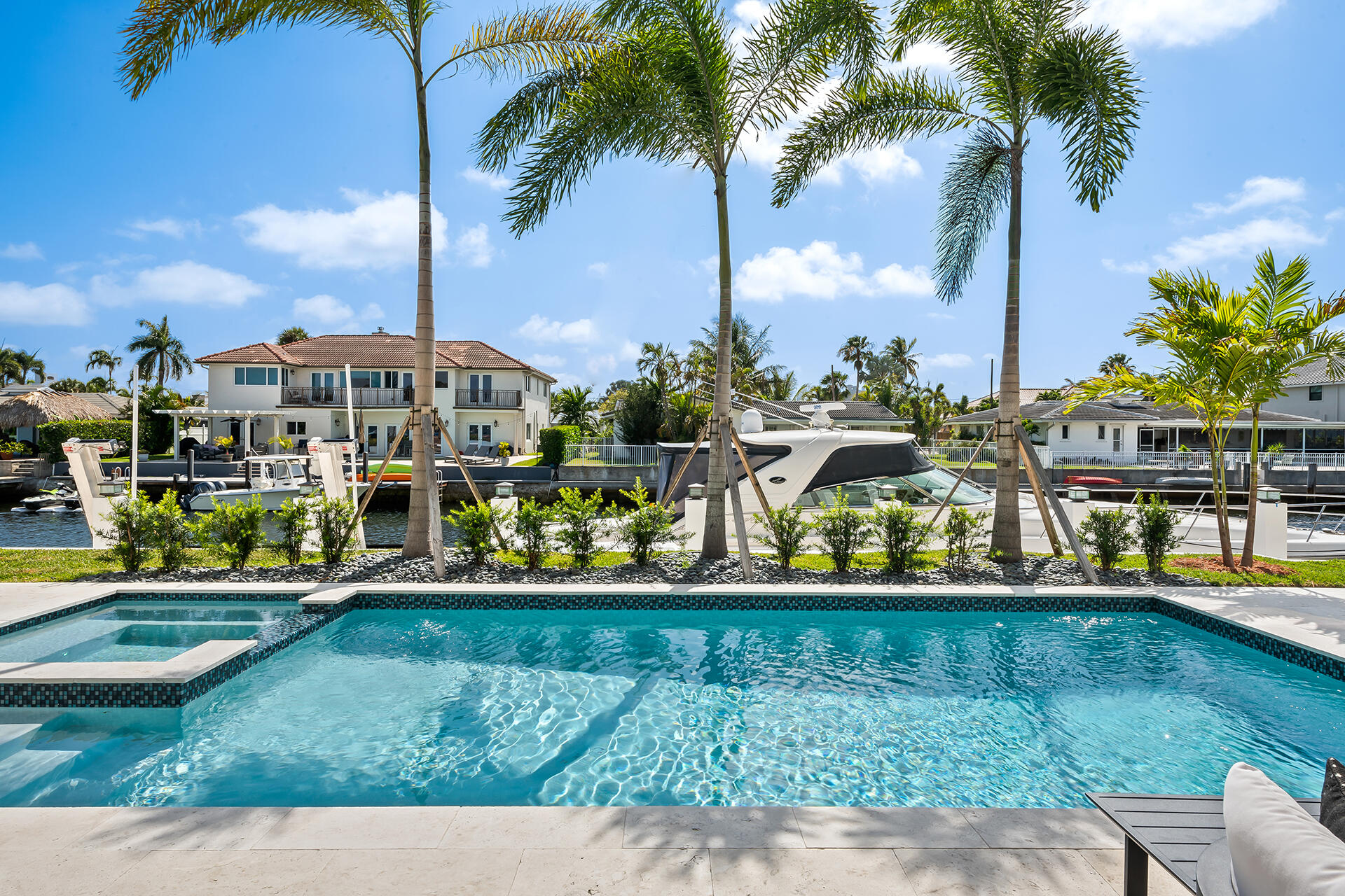3750 NE 26th Ave Lighthouse Point, FL 33064