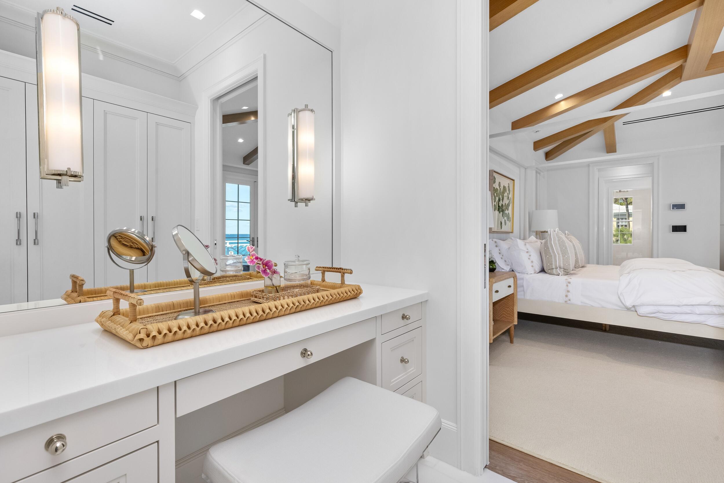 1540 S Ocean Blvd Palm Beach, FL 33480