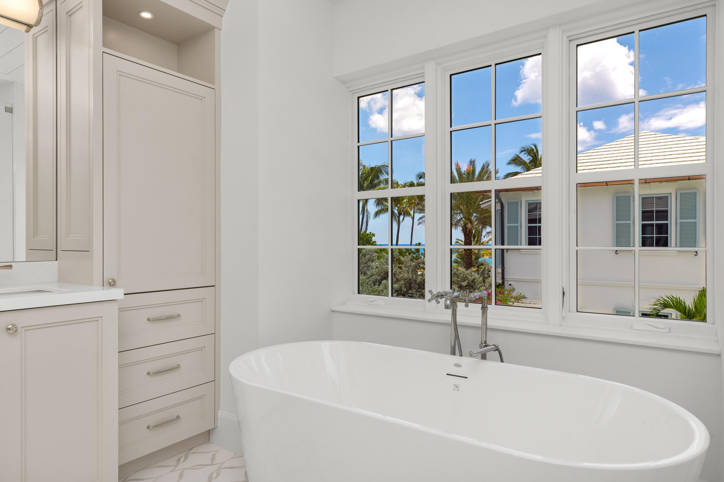 1540 S Ocean Blvd Palm Beach, FL 33480