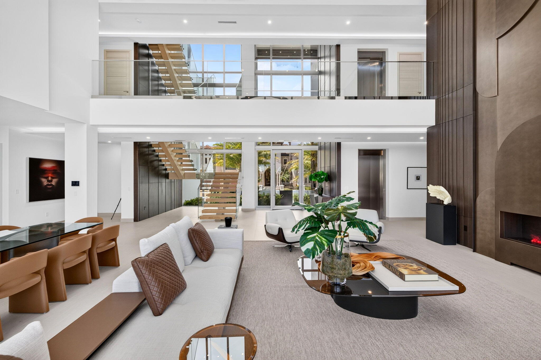 414 Royal Plz Dr Fort Lauderdale, FL 33301