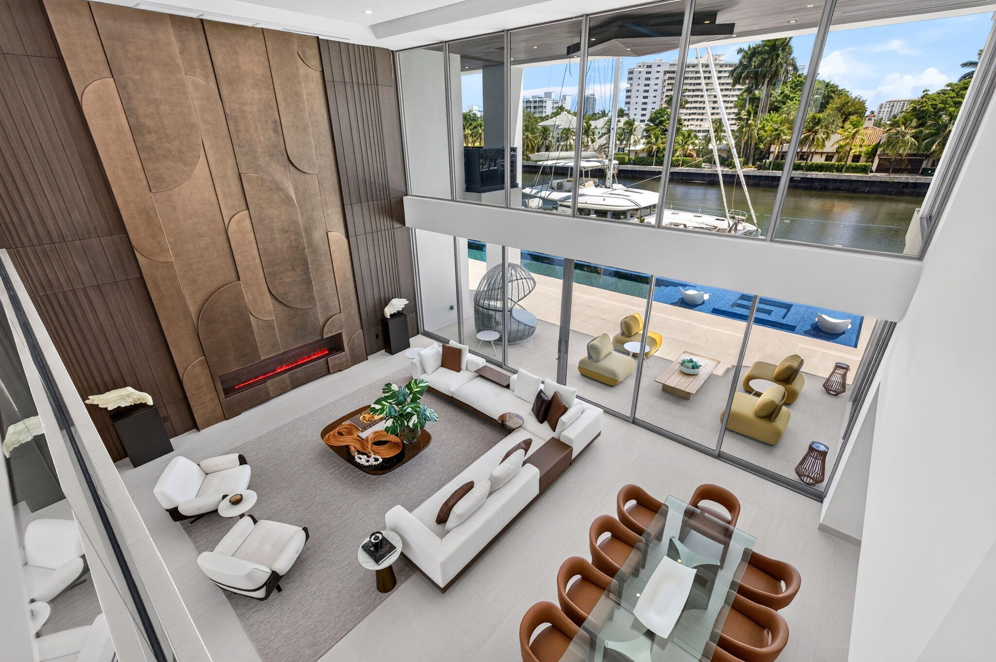 414 Royal Plz Dr Fort Lauderdale, FL 33301