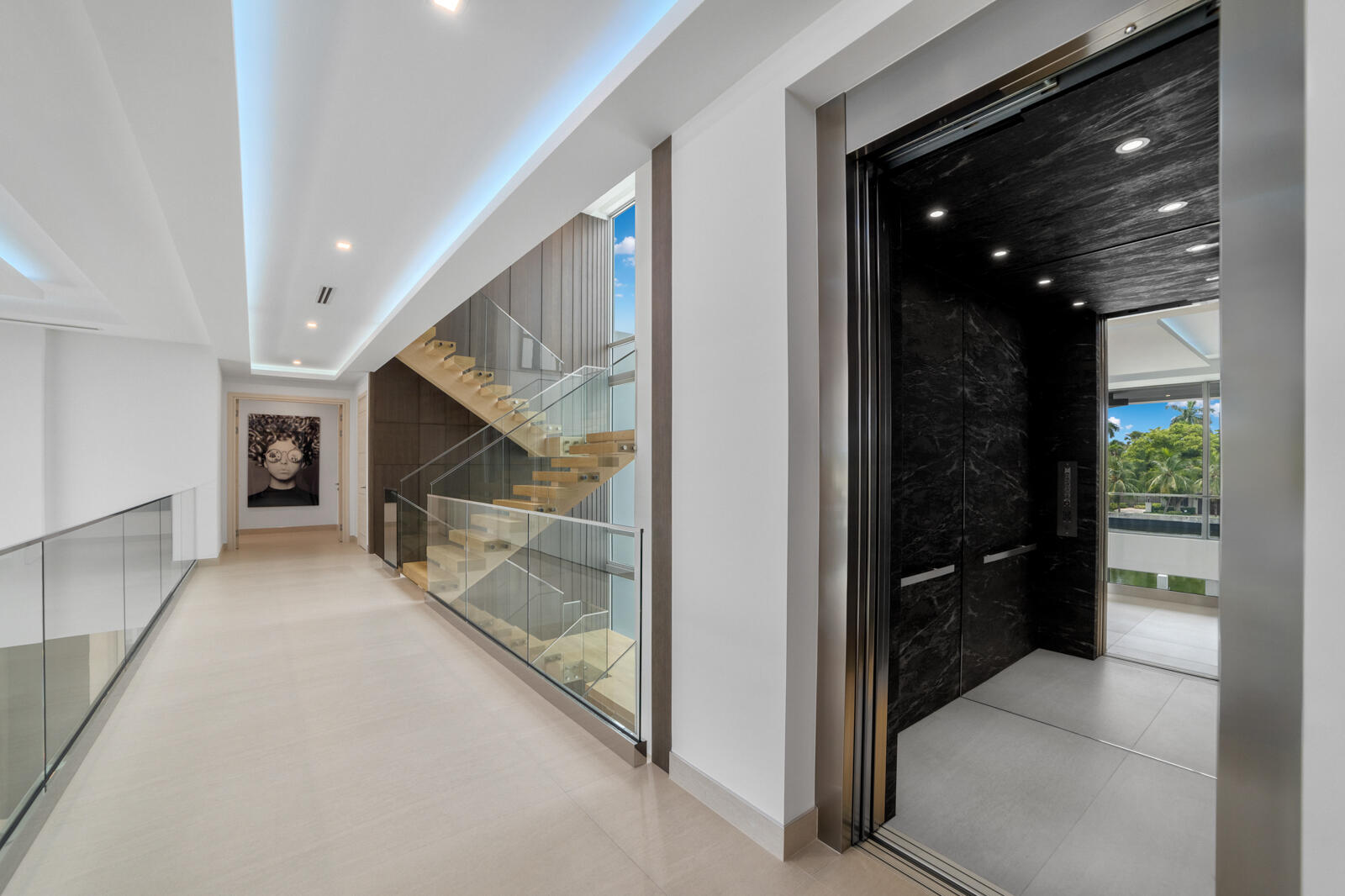414 Royal Plz Dr Fort Lauderdale, FL 33301