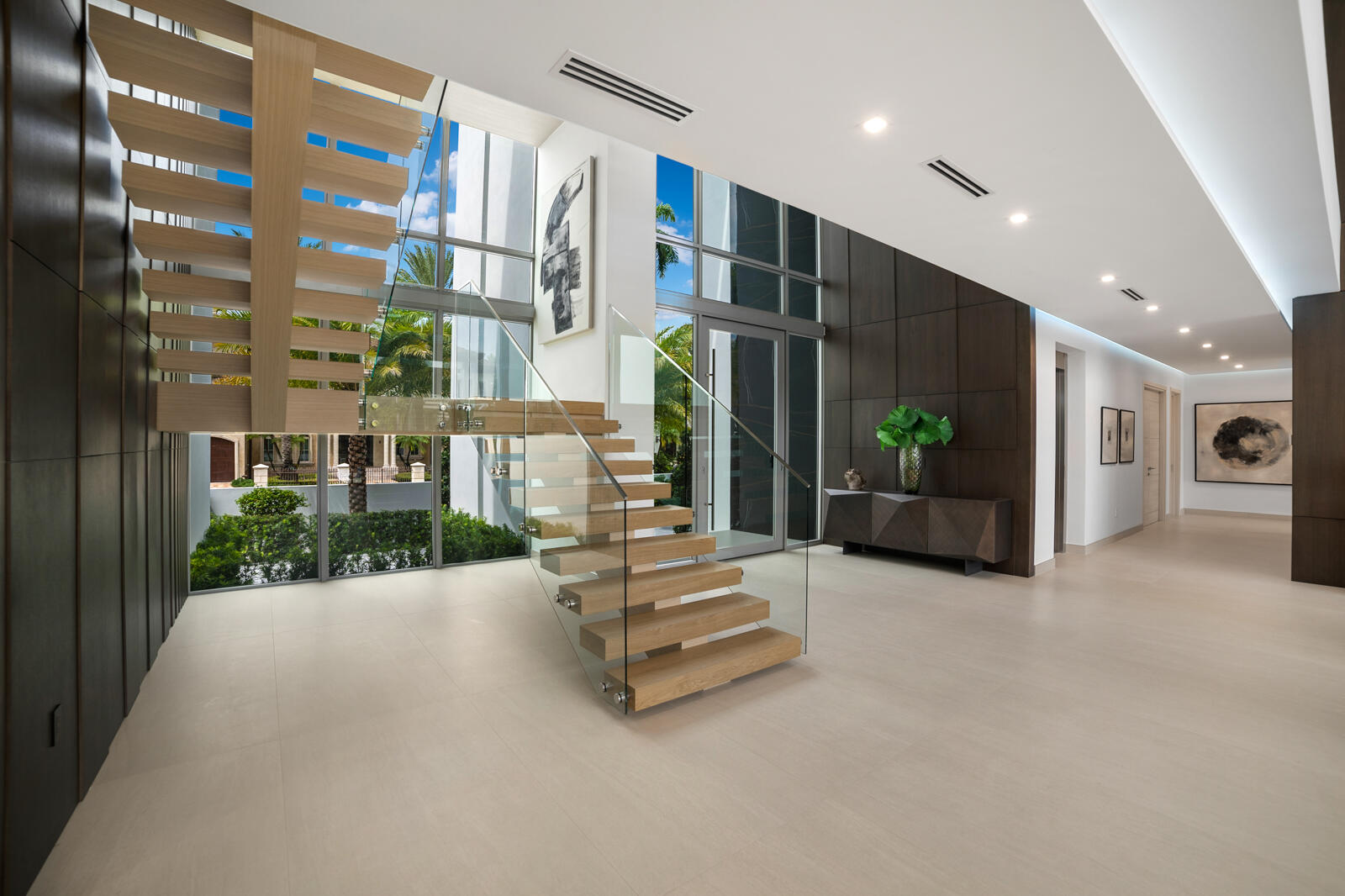 414 Royal Plz Dr Fort Lauderdale, FL 33301