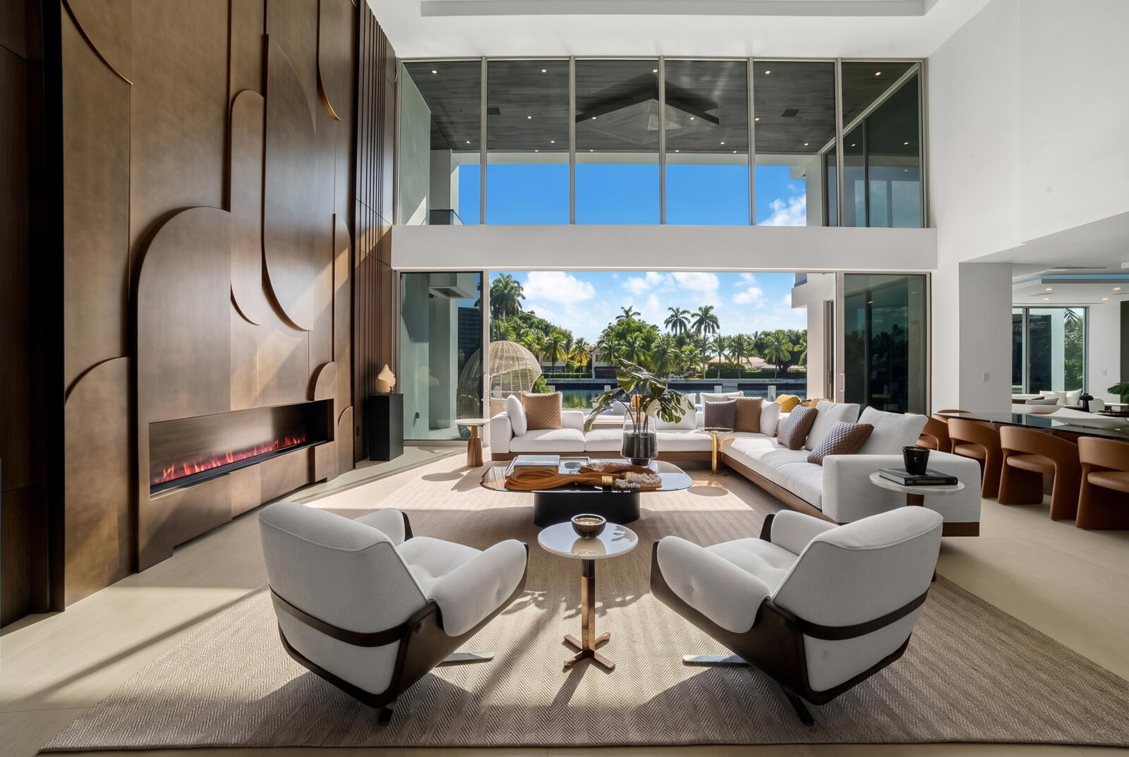414 Royal Plz Dr Fort Lauderdale, FL 33301