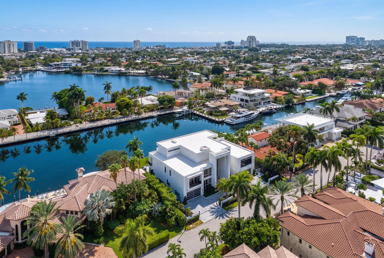 414 Royal Plz Dr Fort Lauderdale, FL 33301