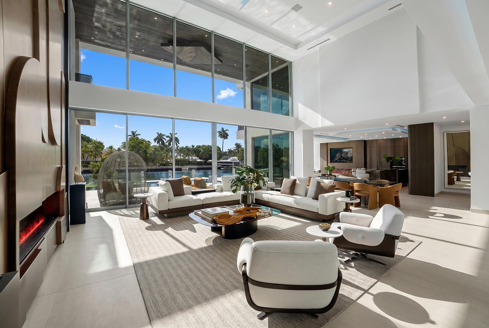 414 Royal Plz Dr Fort Lauderdale, FL 33301
