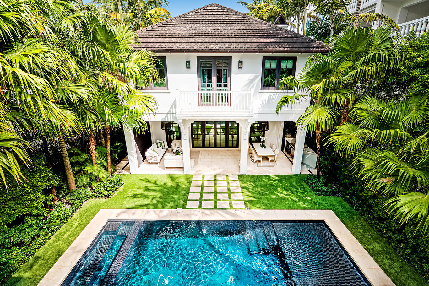 412 Brazilian Ave Palm Beach, FL 33480