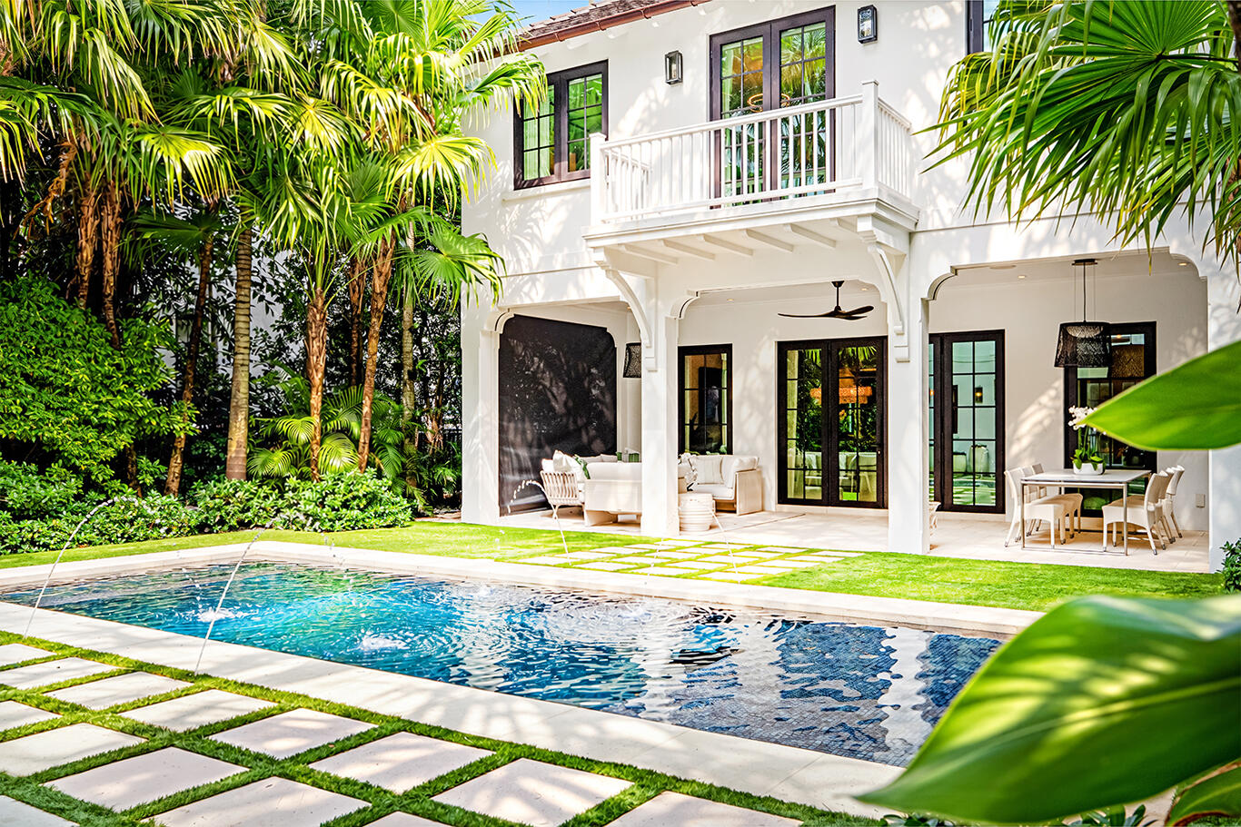 412 Brazilian Ave Palm Beach, FL 33480