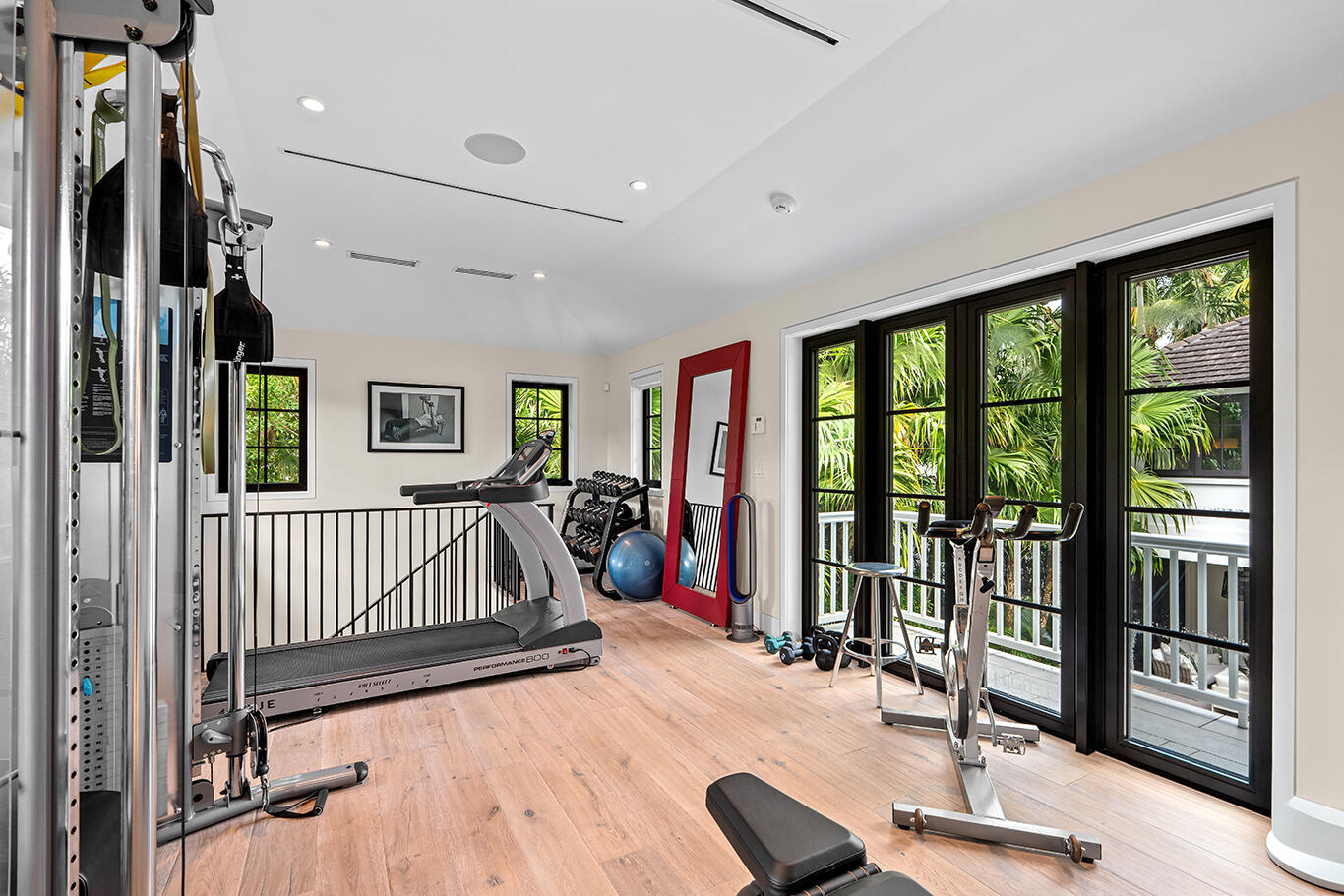 412 Brazilian Ave Palm Beach, FL 33480