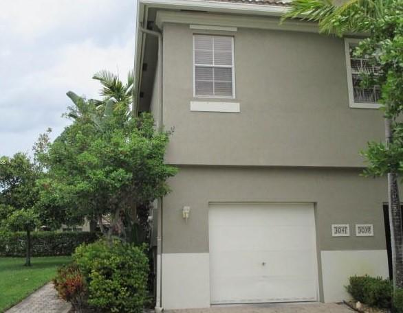 3041 Laurel Rdg Cir