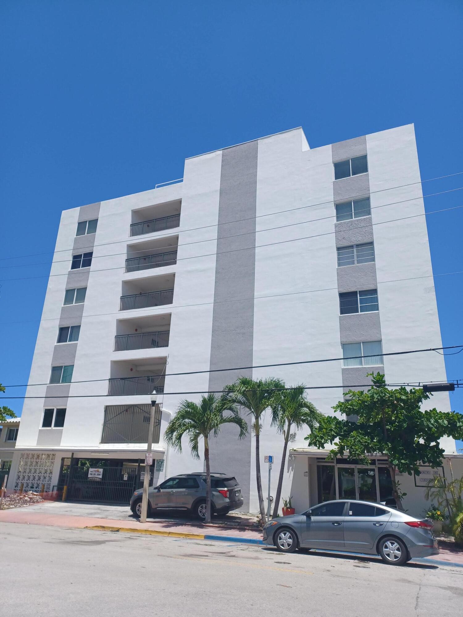 8001 N Crespi Blvd #2C
