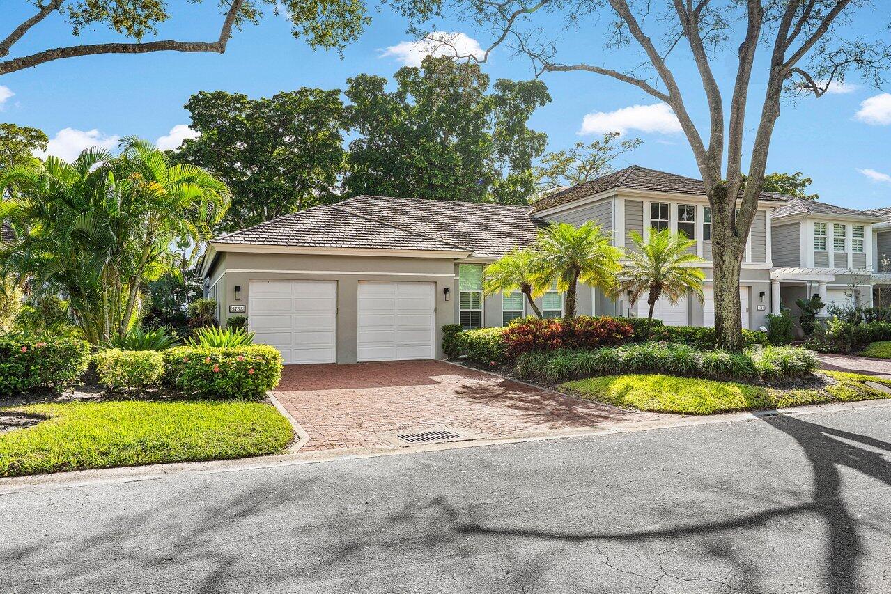 5798 NW 39th Ave