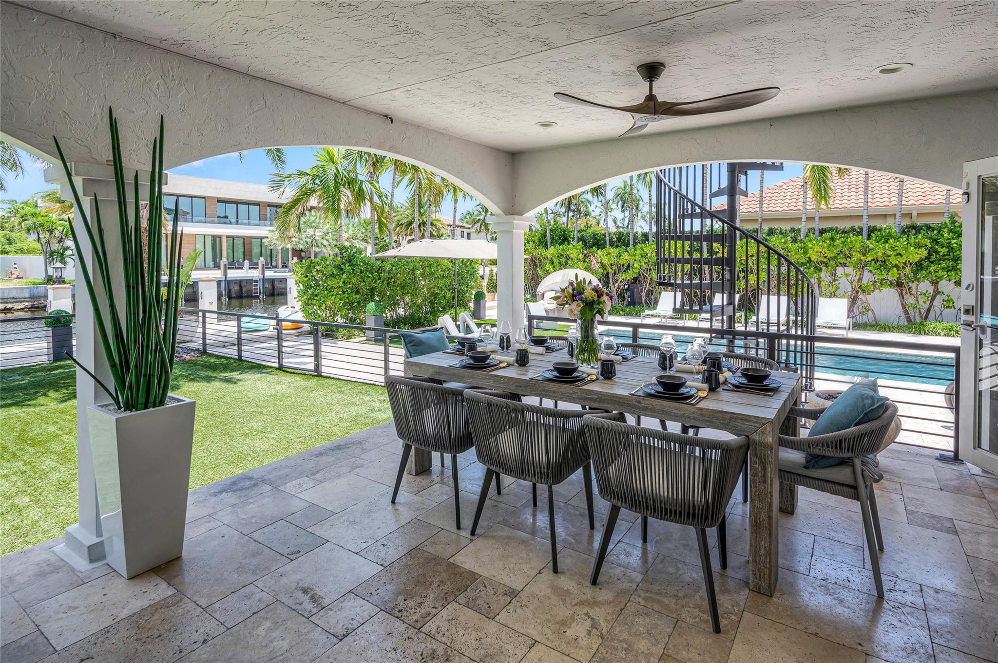 2323 Delmar Pl Fort Lauderdale, FL 33301