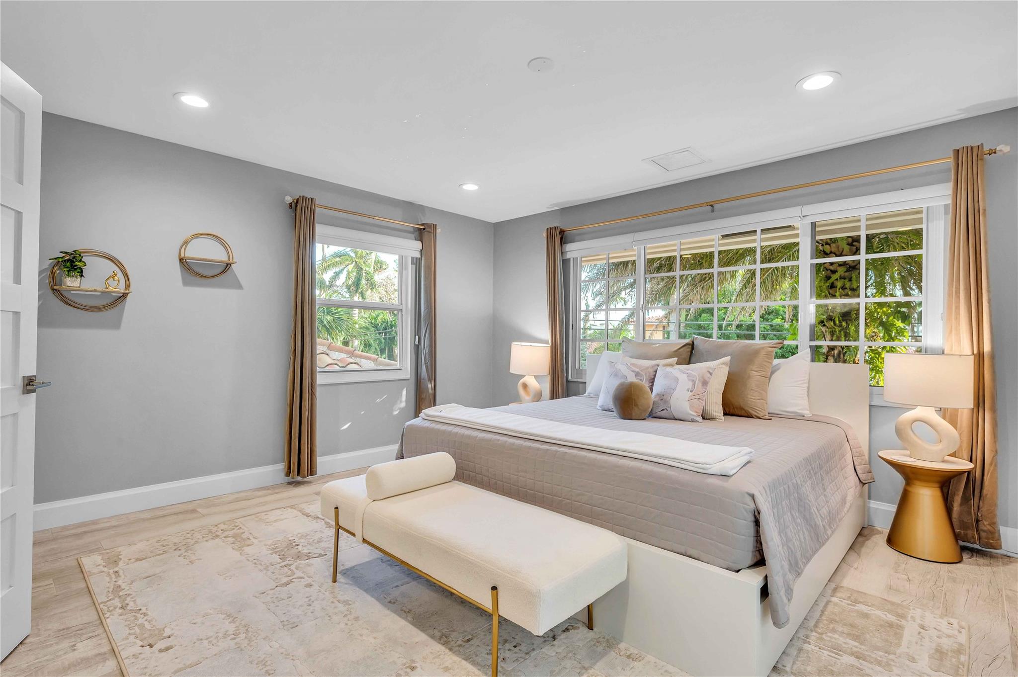 2323 Delmar Pl Fort Lauderdale, FL 33301