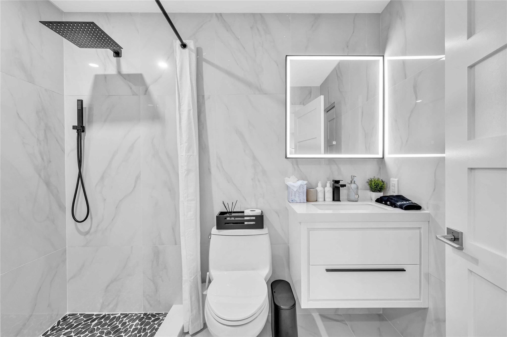 2323 Delmar Pl Fort Lauderdale, FL 33301