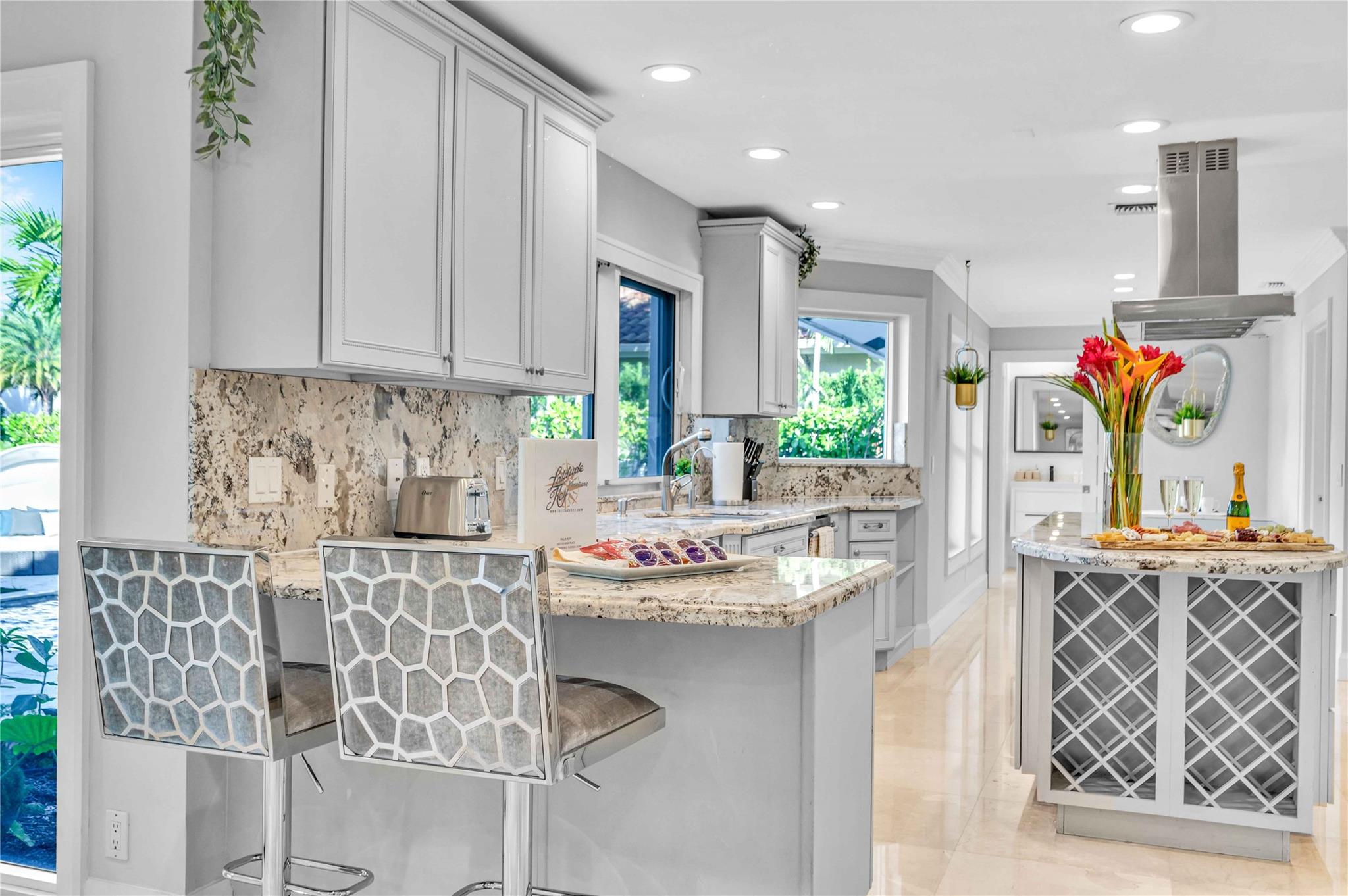 2323 Delmar Pl Fort Lauderdale, FL 33301