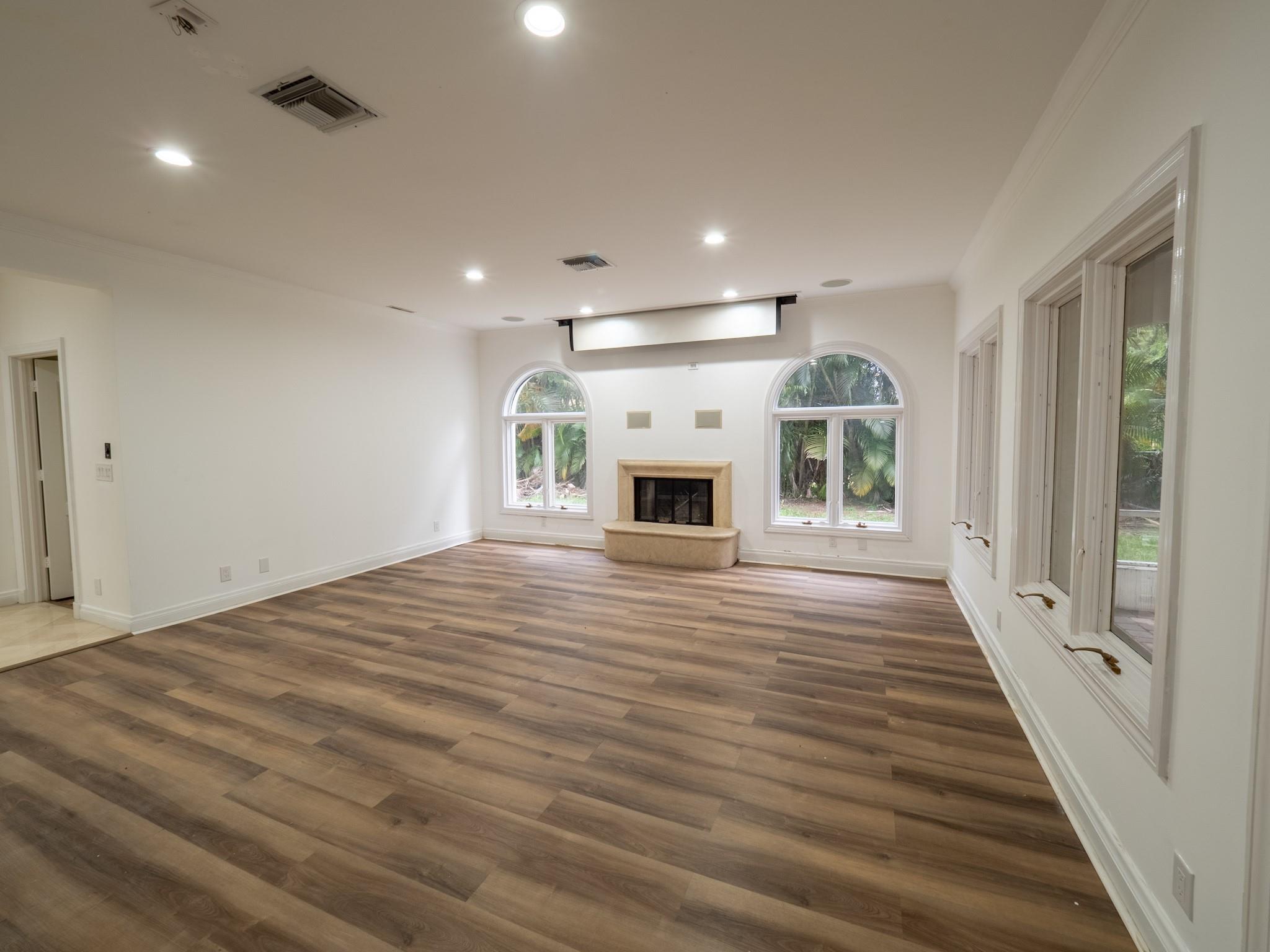 10519 Pine Tree Ter Boynton Beach, FL 33436