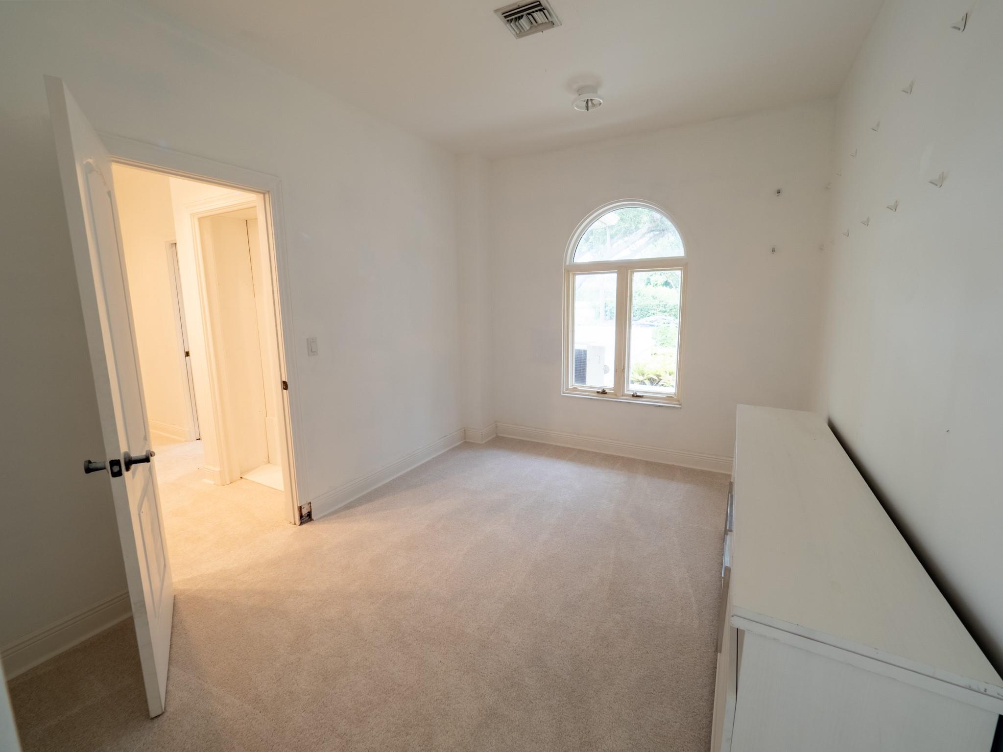 10519 Pine Tree Ter Boynton Beach, FL 33436