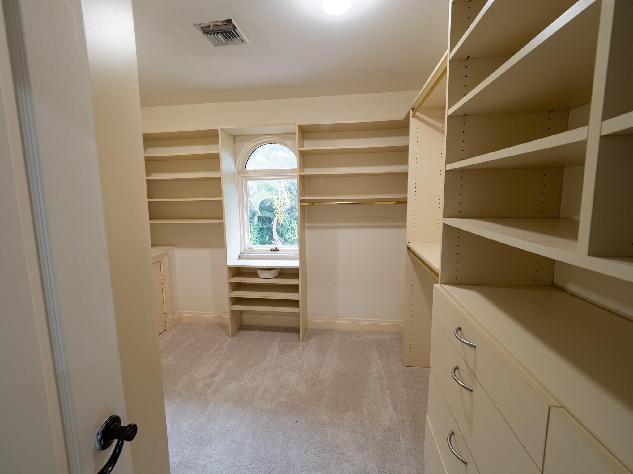 10519 Pine Tree Ter Boynton Beach, FL 33436