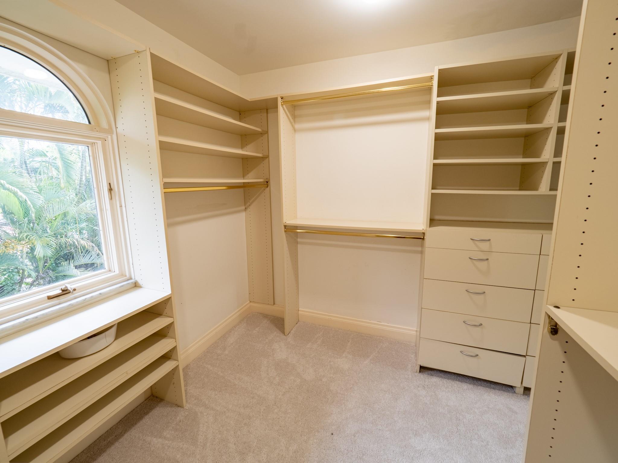 10519 Pine Tree Ter Boynton Beach, FL 33436