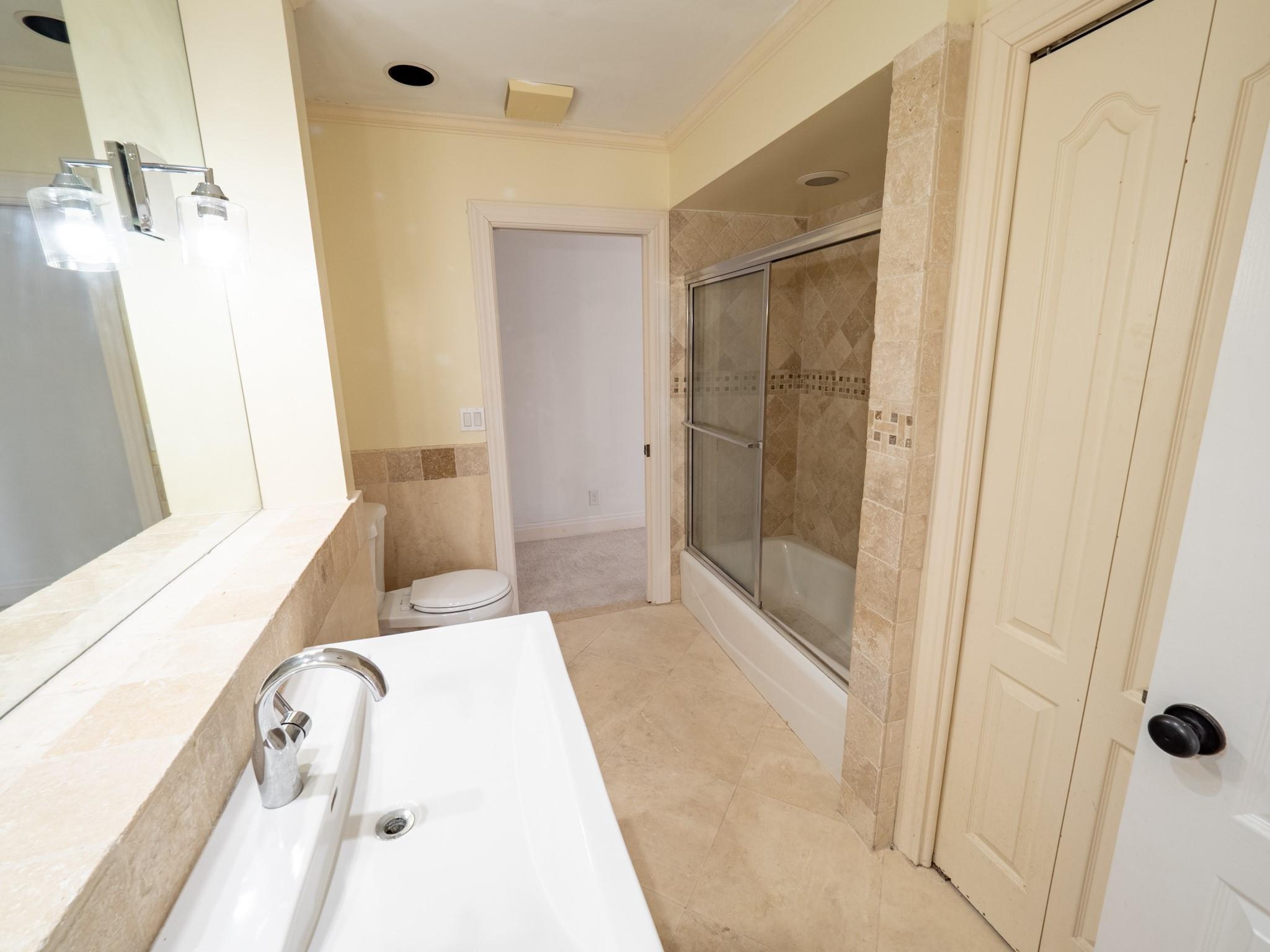 10519 Pine Tree Ter Boynton Beach, FL 33436