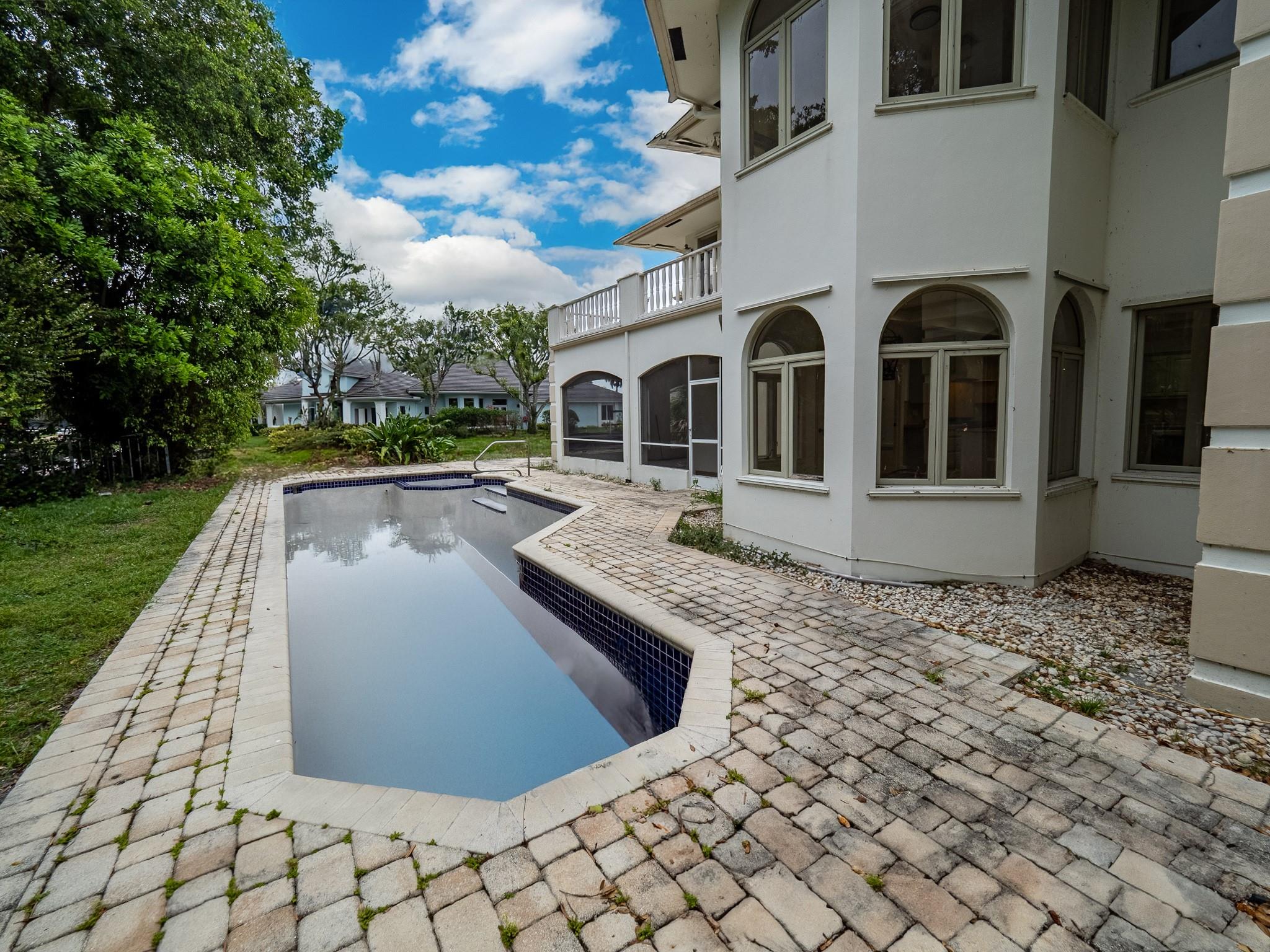 10519 Pine Tree Ter Boynton Beach, FL 33436