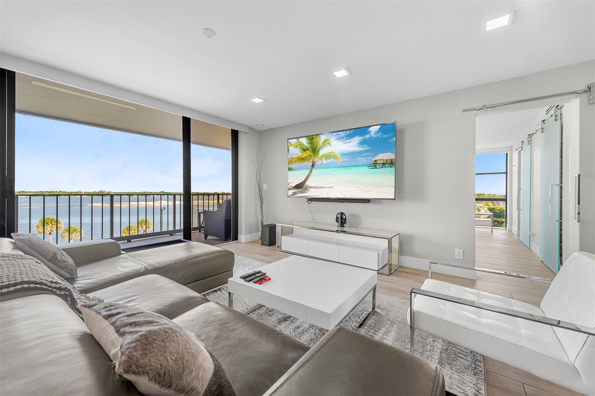 3200 S Ocean #D504