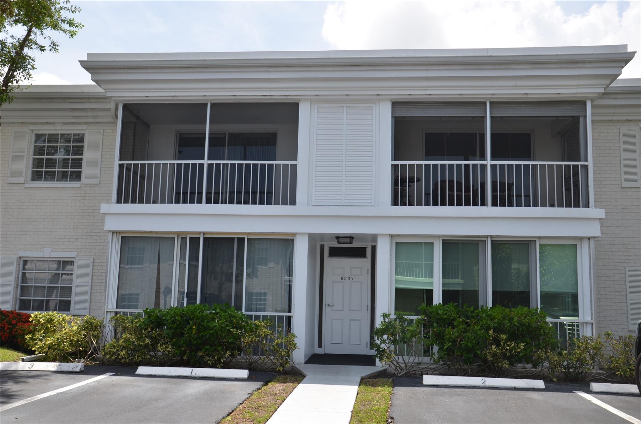 6307 Bay Clb Dr #3 Fort Lauderdale, FL 33308