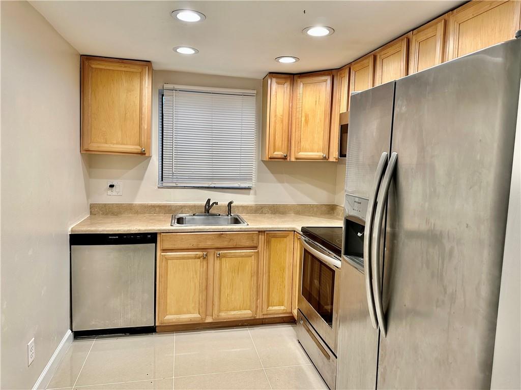 1285 S Flagler Ave #204