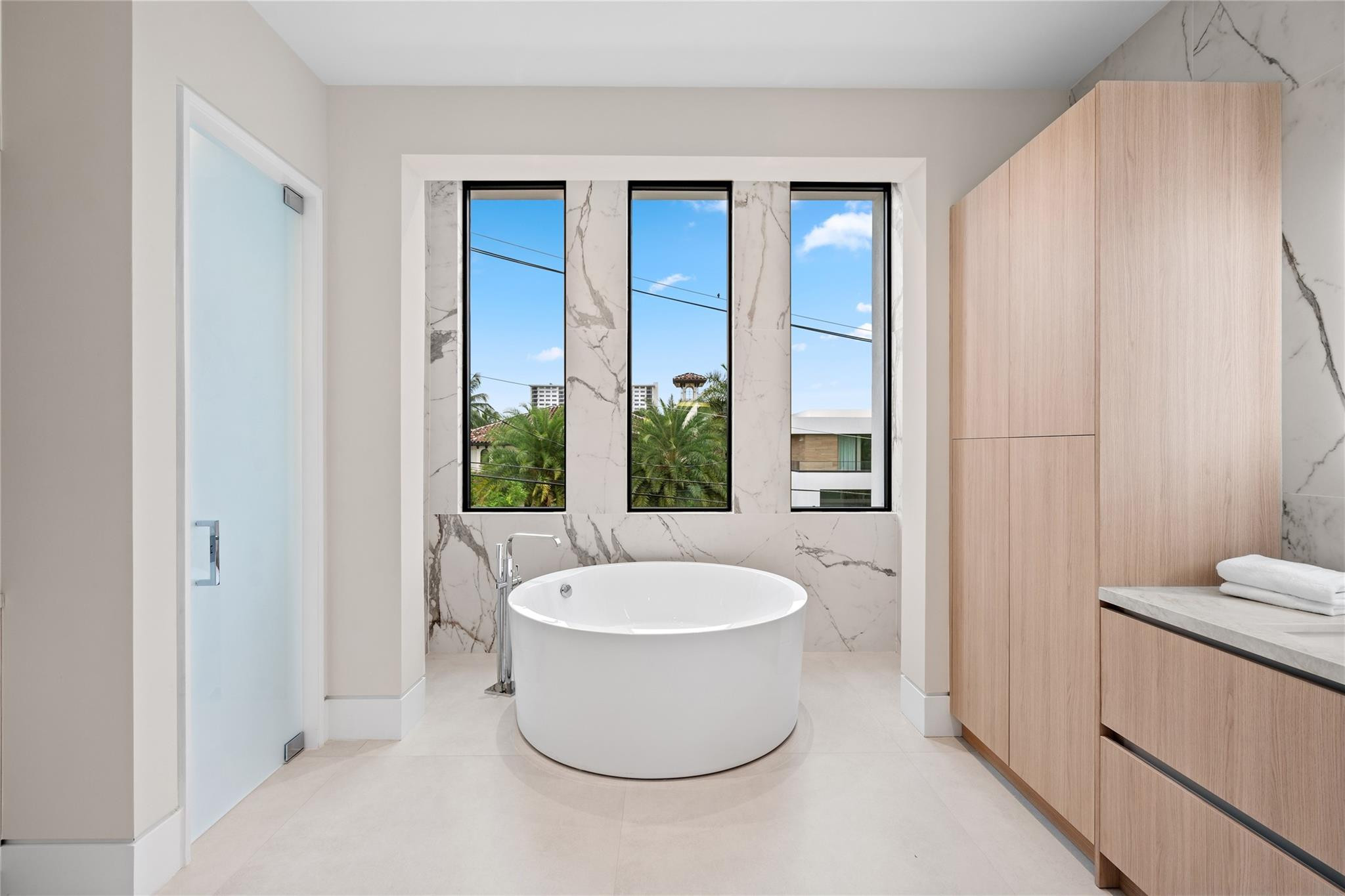 2405 Castilla Fort Lauderdale, FL 33301